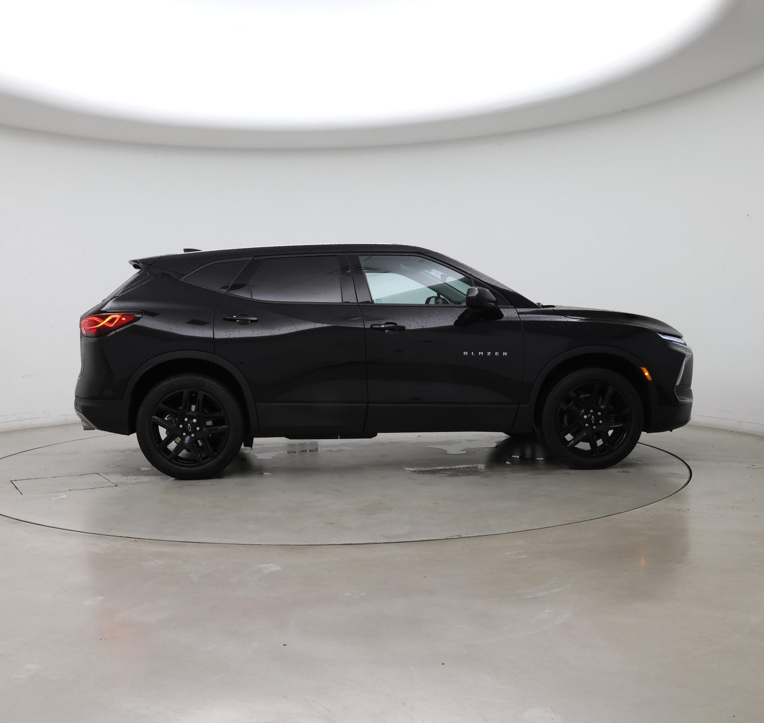 Thumbnail: 2023 Chevrolet Blazer - 7