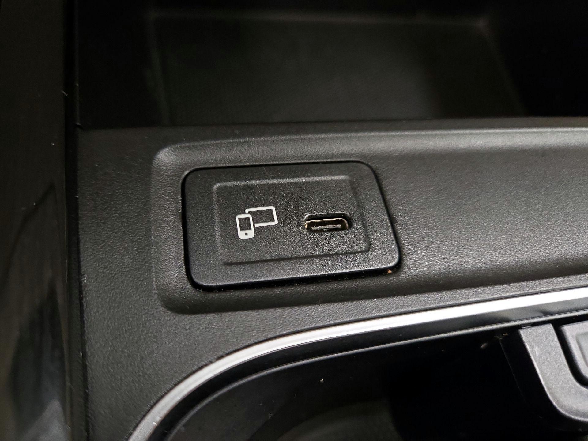 Thumbnail: 2021 Mercedes-Benz GLA - 18