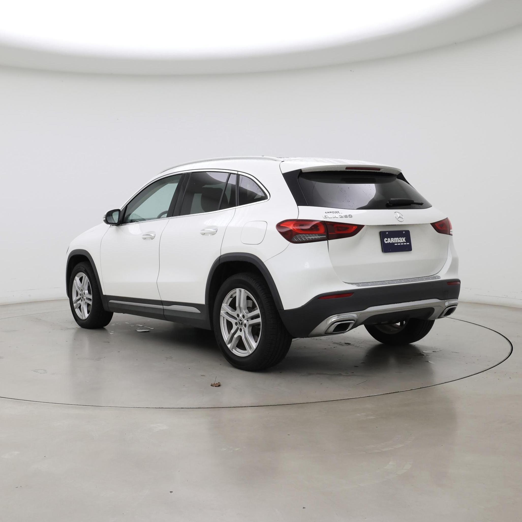 Thumbnail: 2021 Mercedes-Benz GLA - 2