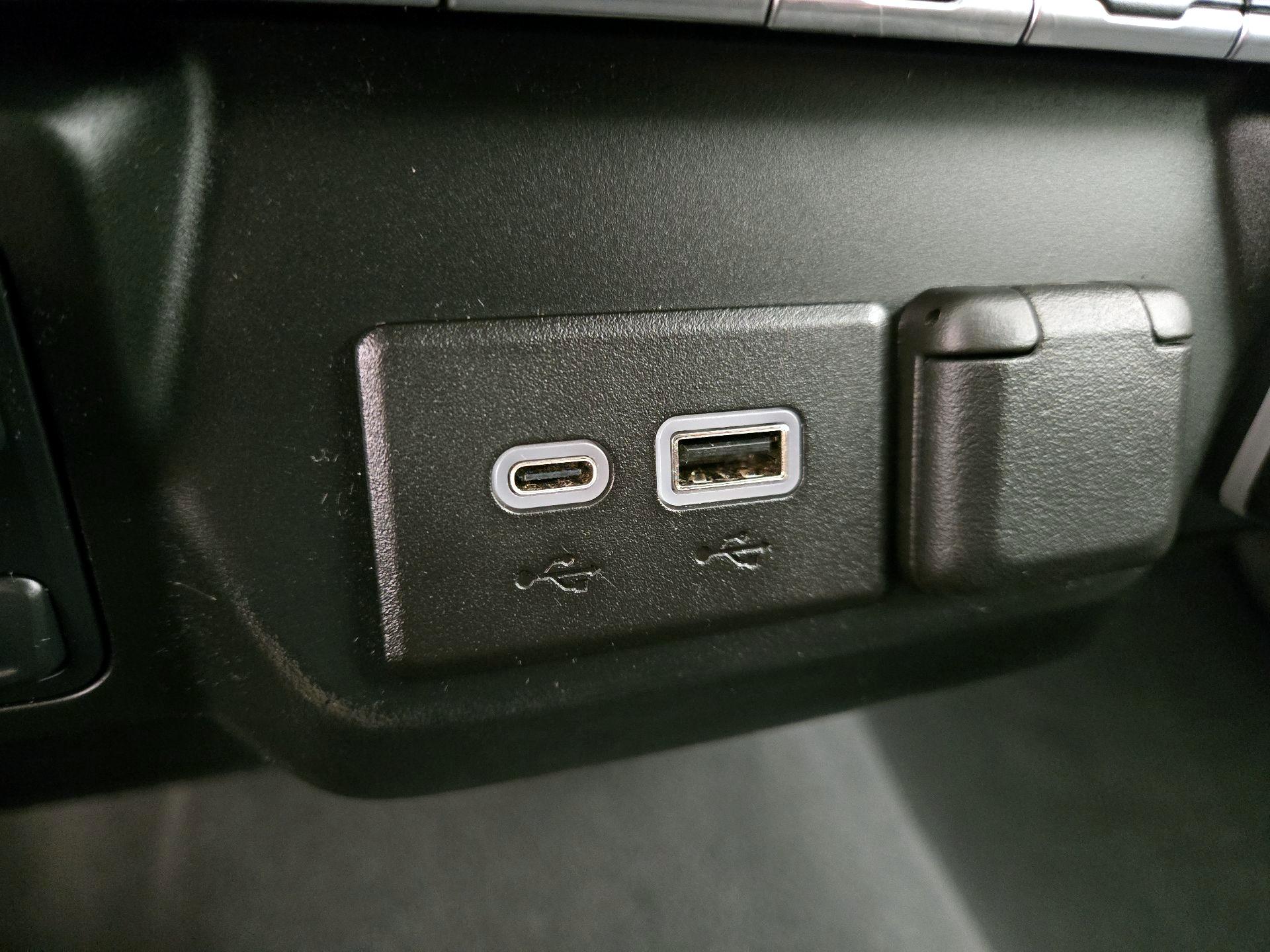 Thumbnail: 2024 Chevrolet Silverado 2500 - 18