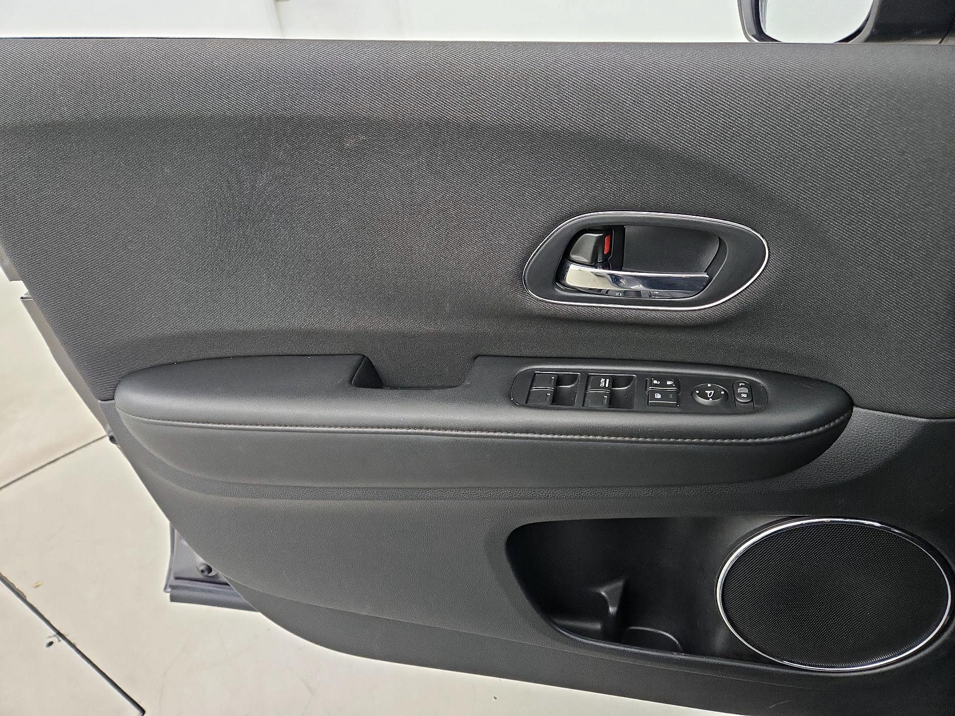 Thumbnail: 2021 Honda HR-V - 12