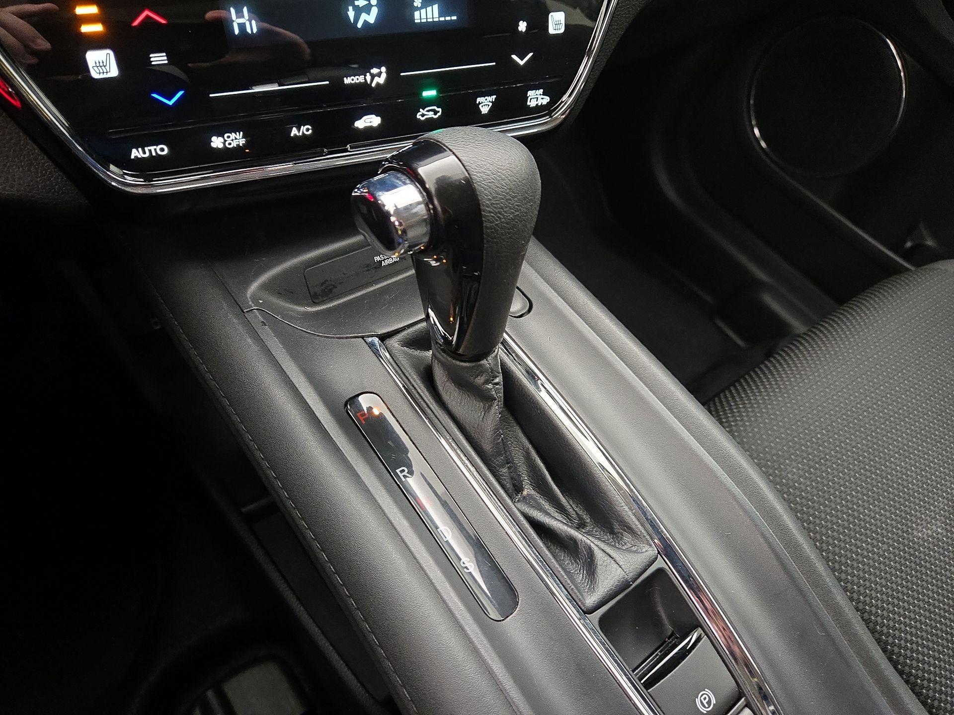 Thumbnail: 2021 Honda HR-V - 17