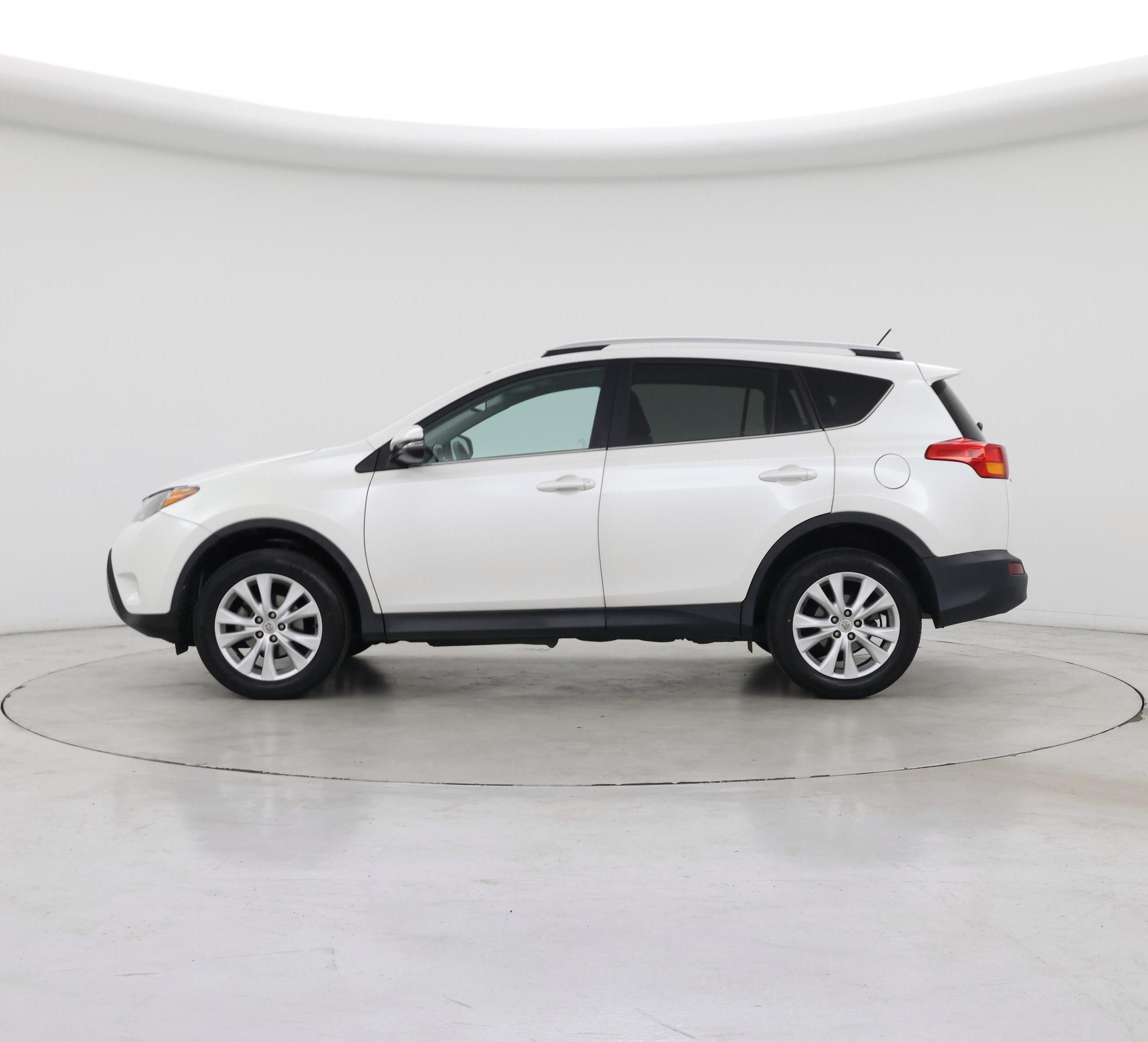 Thumbnail: 2014 Toyota RAV4 - 3