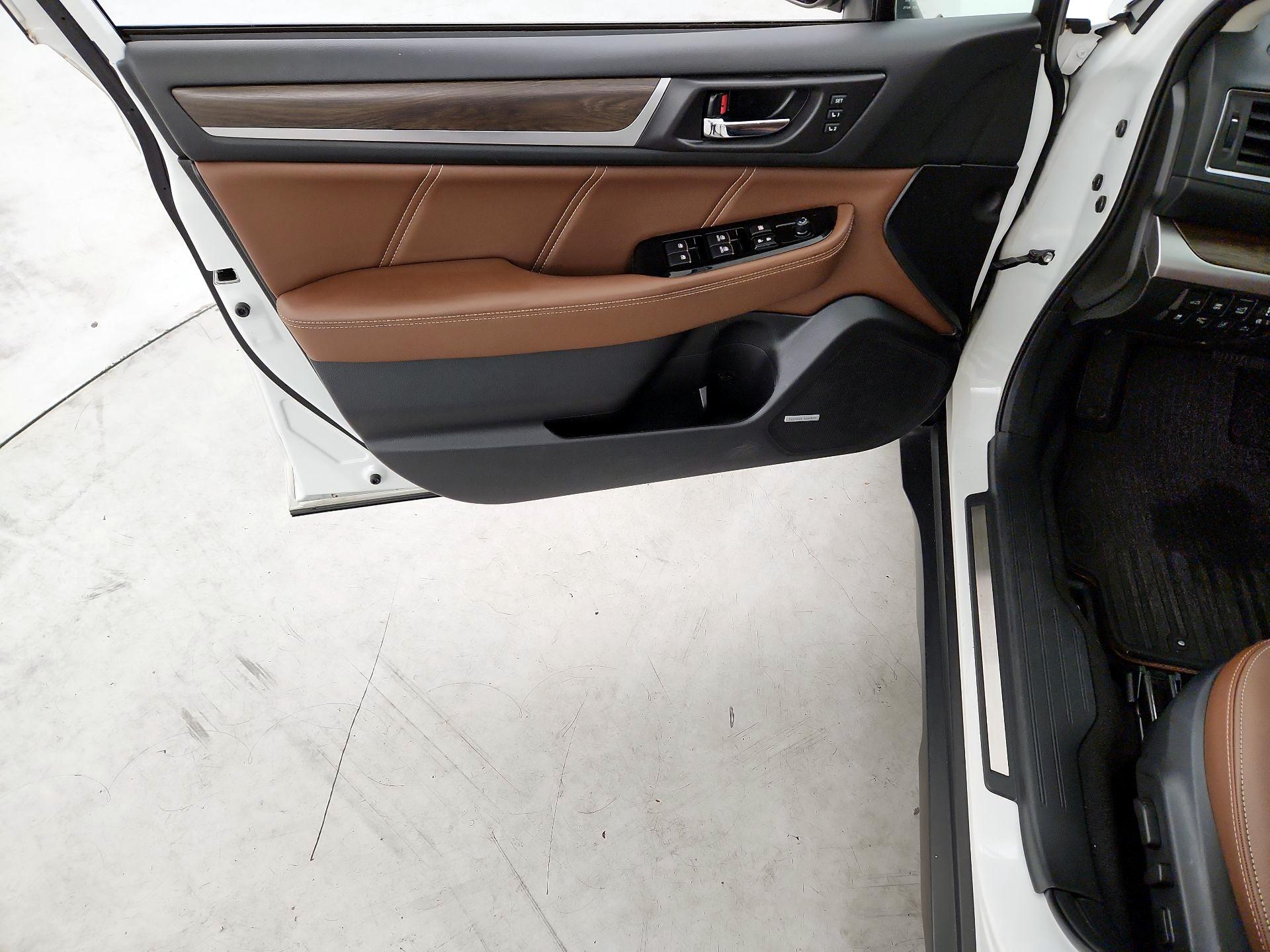 Thumbnail: 2017 Subaru Outback - 12