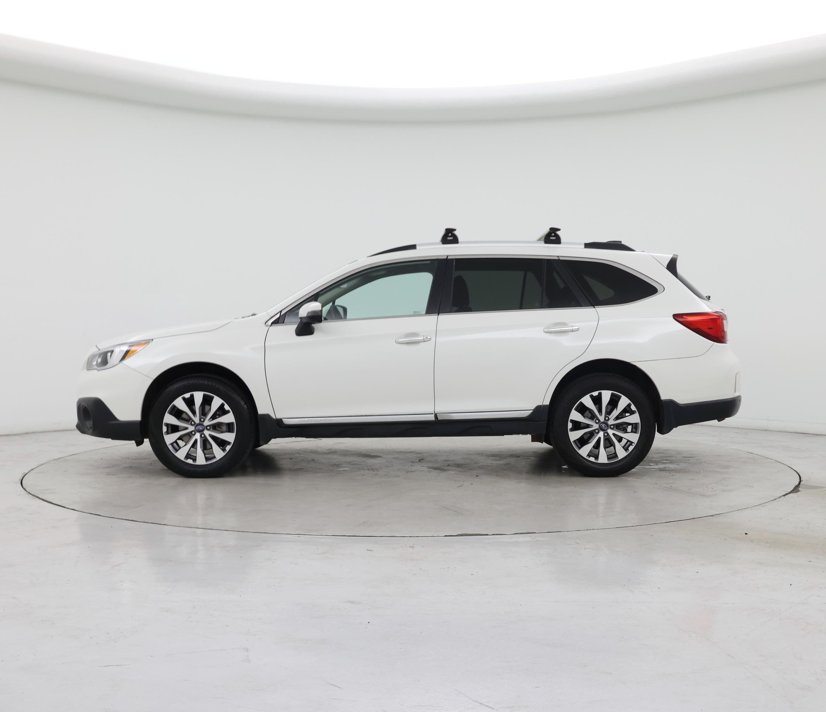 Thumbnail: 2017 Subaru Outback - 3