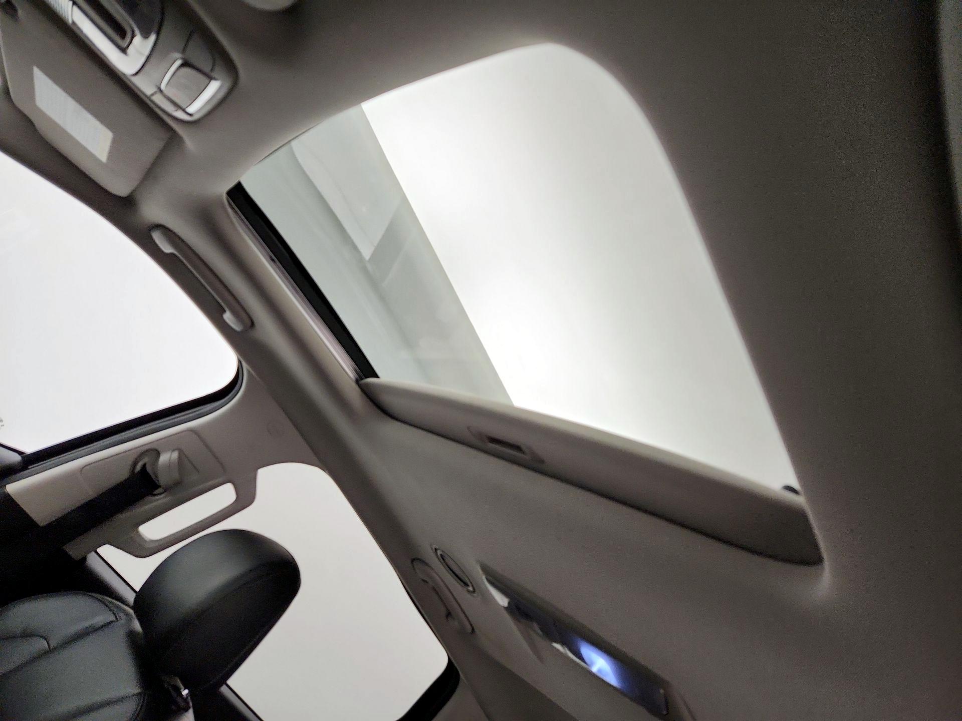 Thumbnail: 2021 Kia Telluride - 19