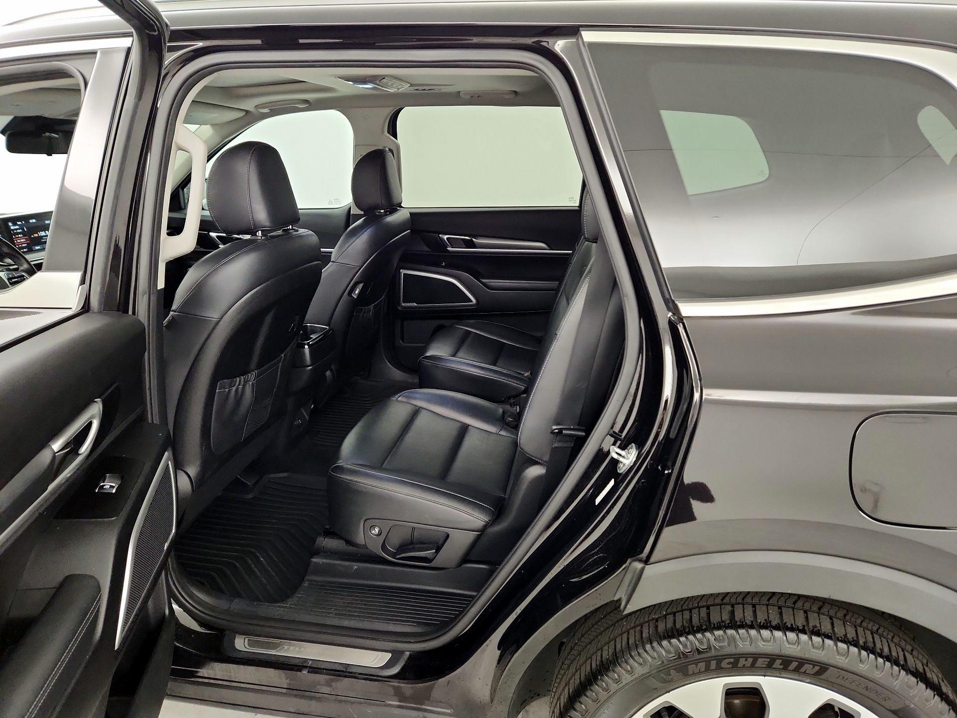 Thumbnail: 2021 Kia Telluride - 20