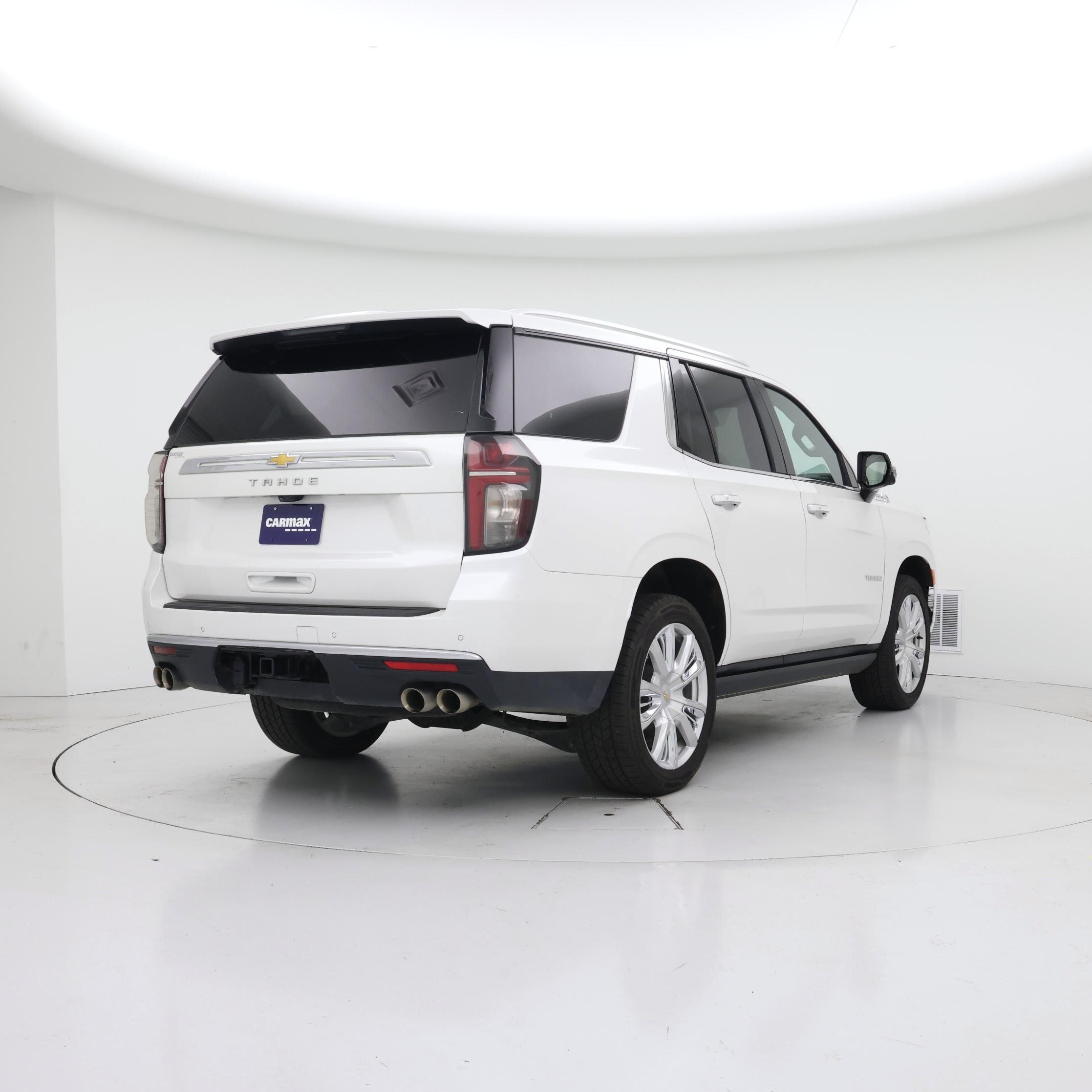 Thumbnail: 2023 Chevrolet Tahoe - 8