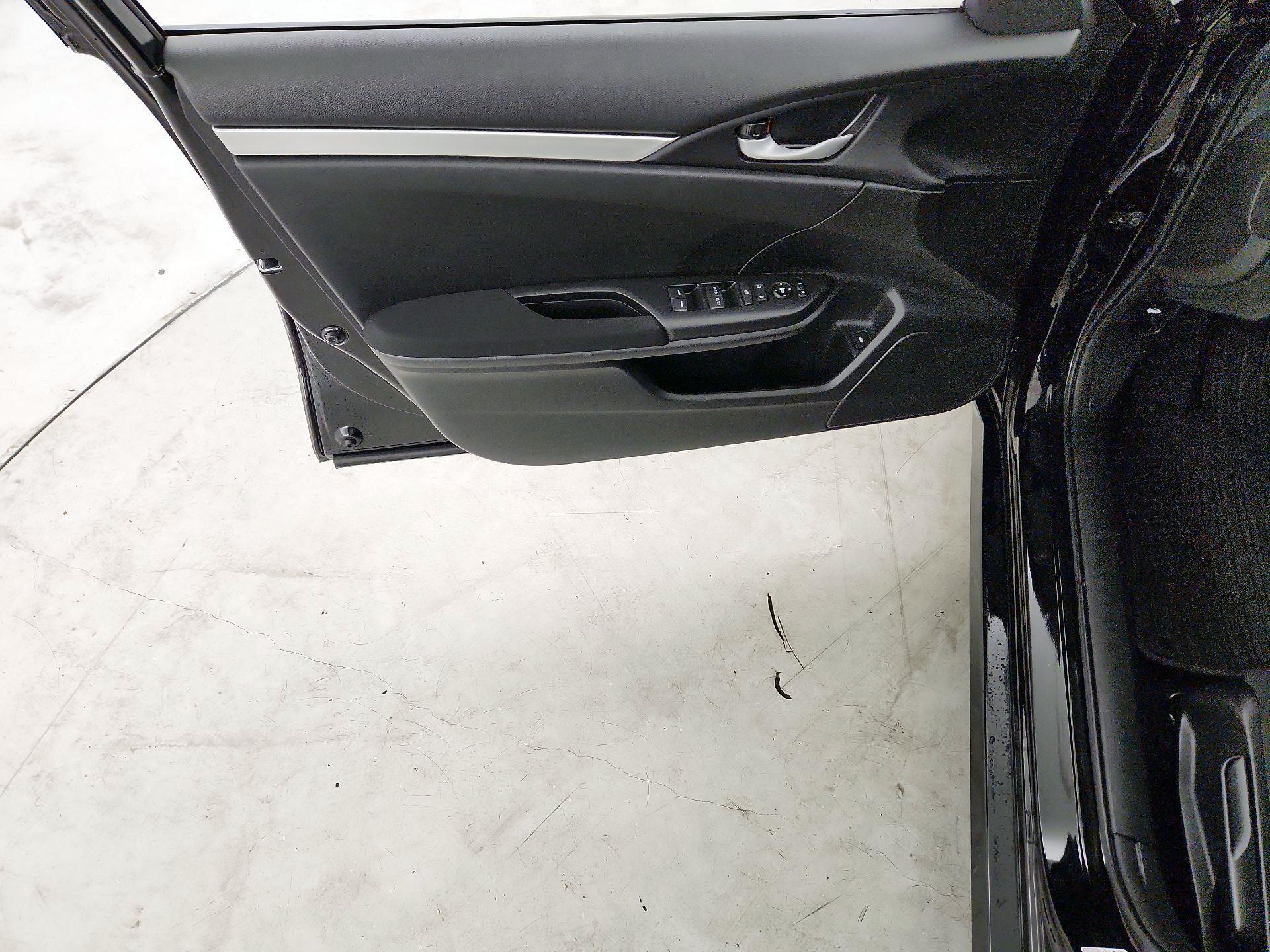 Thumbnail: 2021 Honda Civic - 12