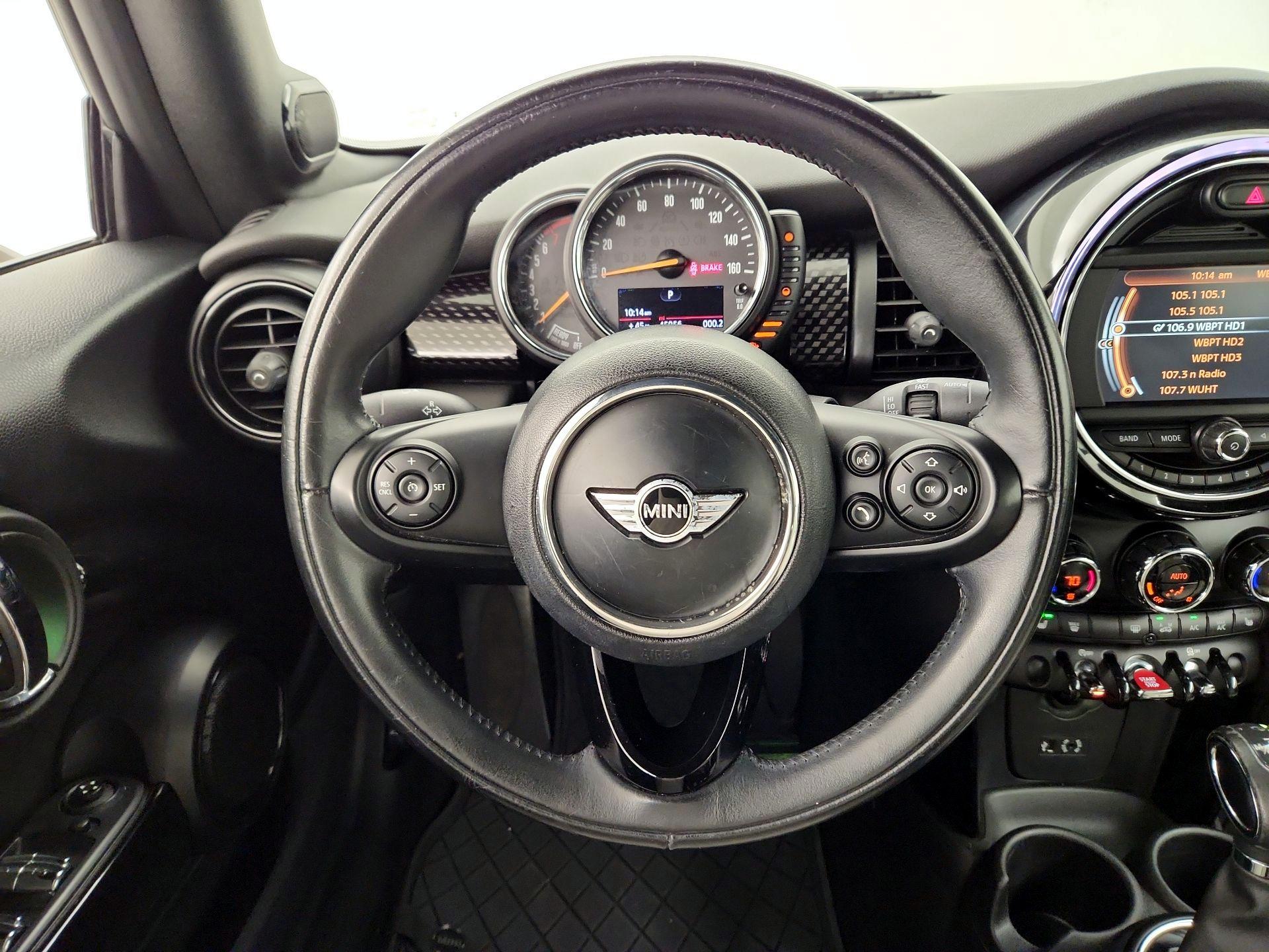 Thumbnail: 2017 MINI Cooper - 10