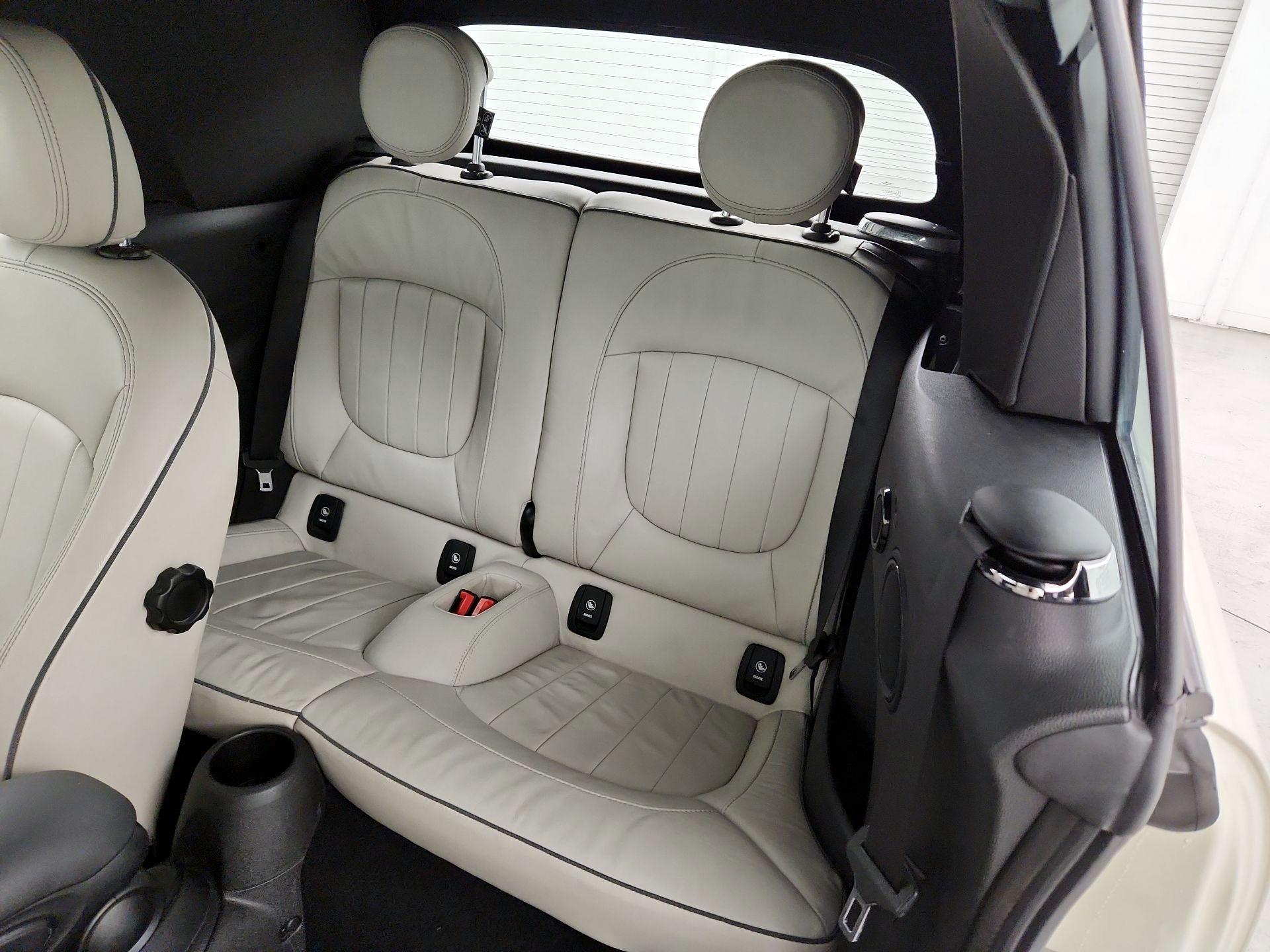 Thumbnail: 2017 MINI Cooper - 19