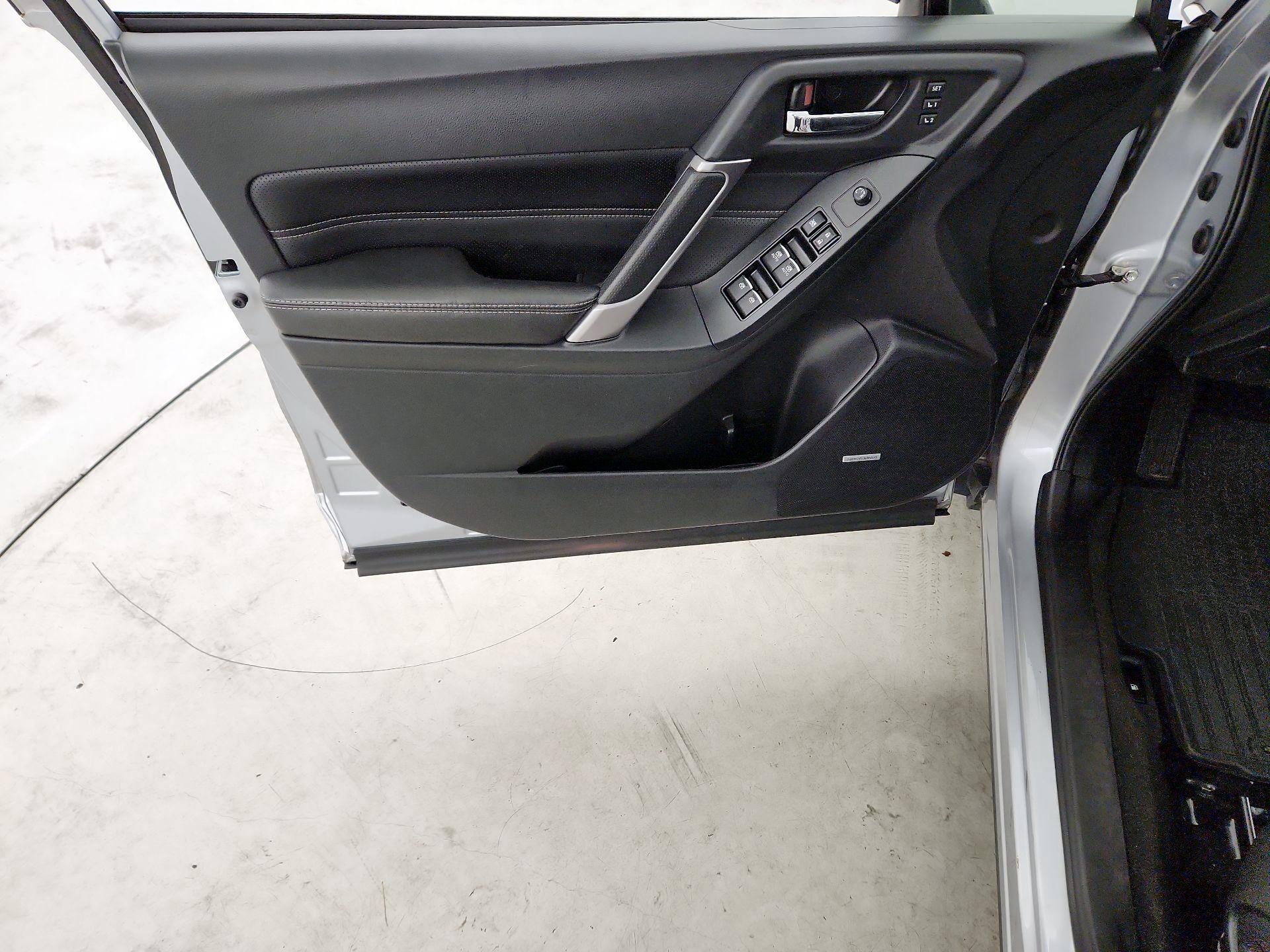 Thumbnail: 2017 Subaru Forester - 12