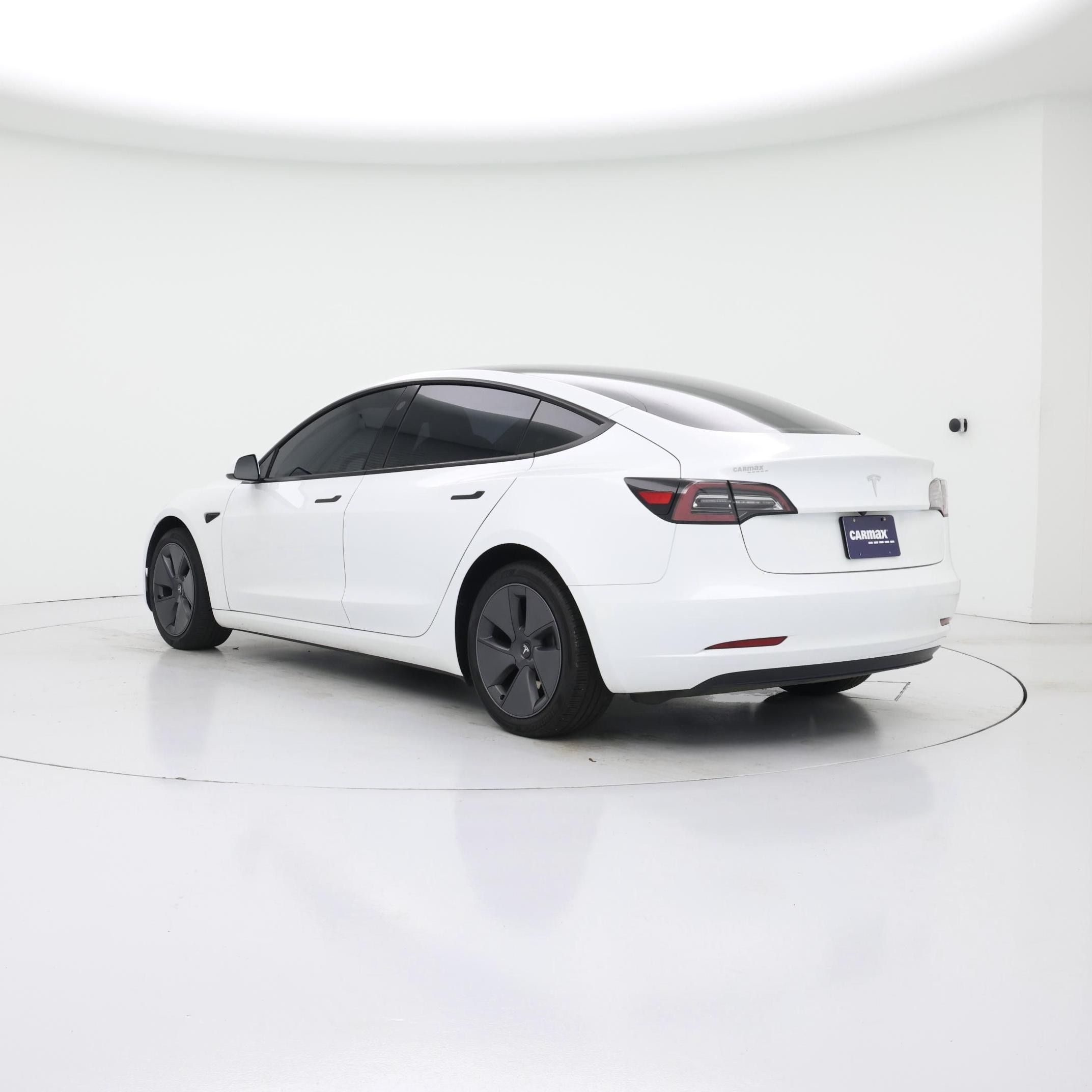 Thumbnail: 2023 Tesla Model 3 - 2