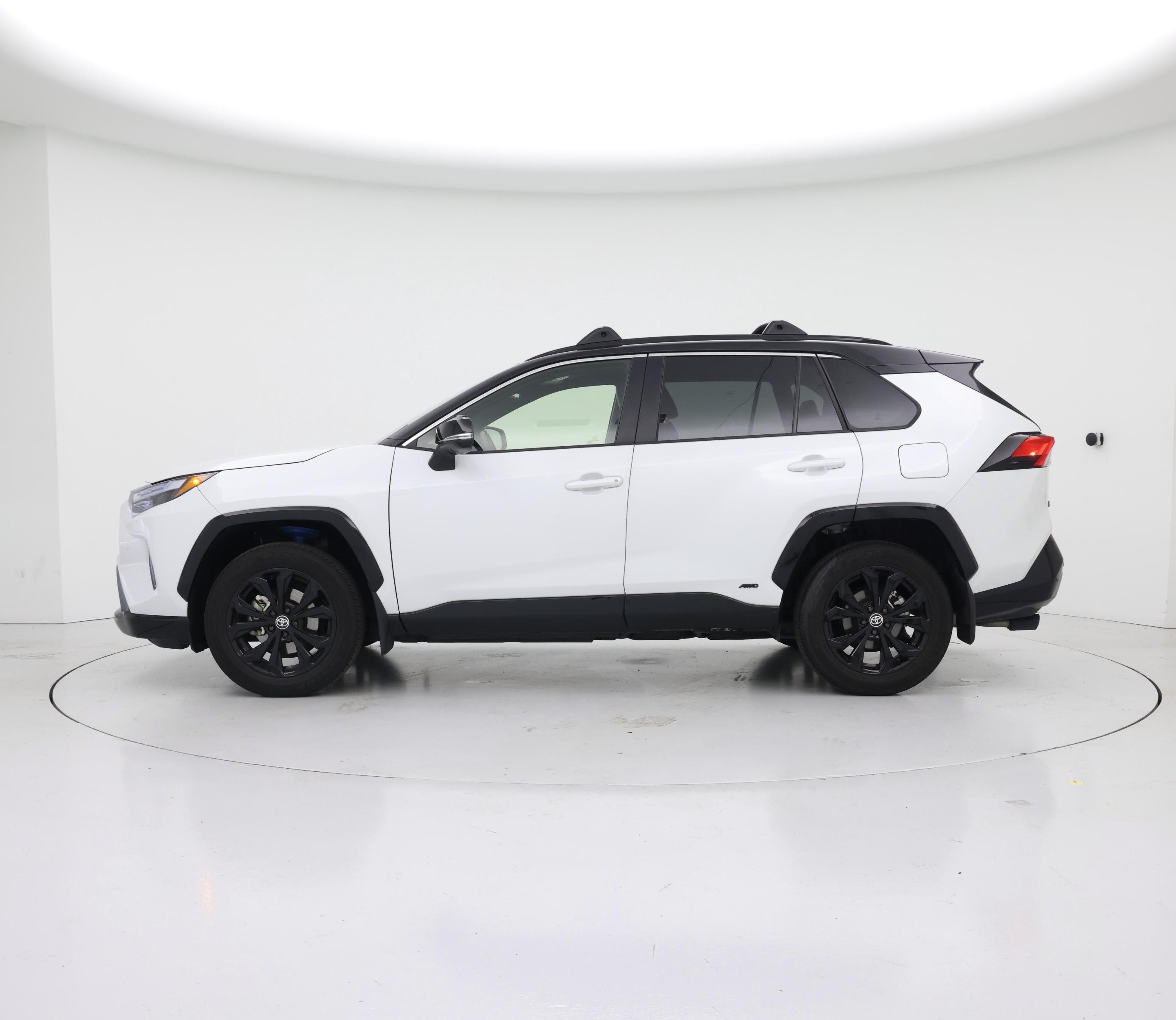 Thumbnail: 2024 Toyota RAV4 - 3