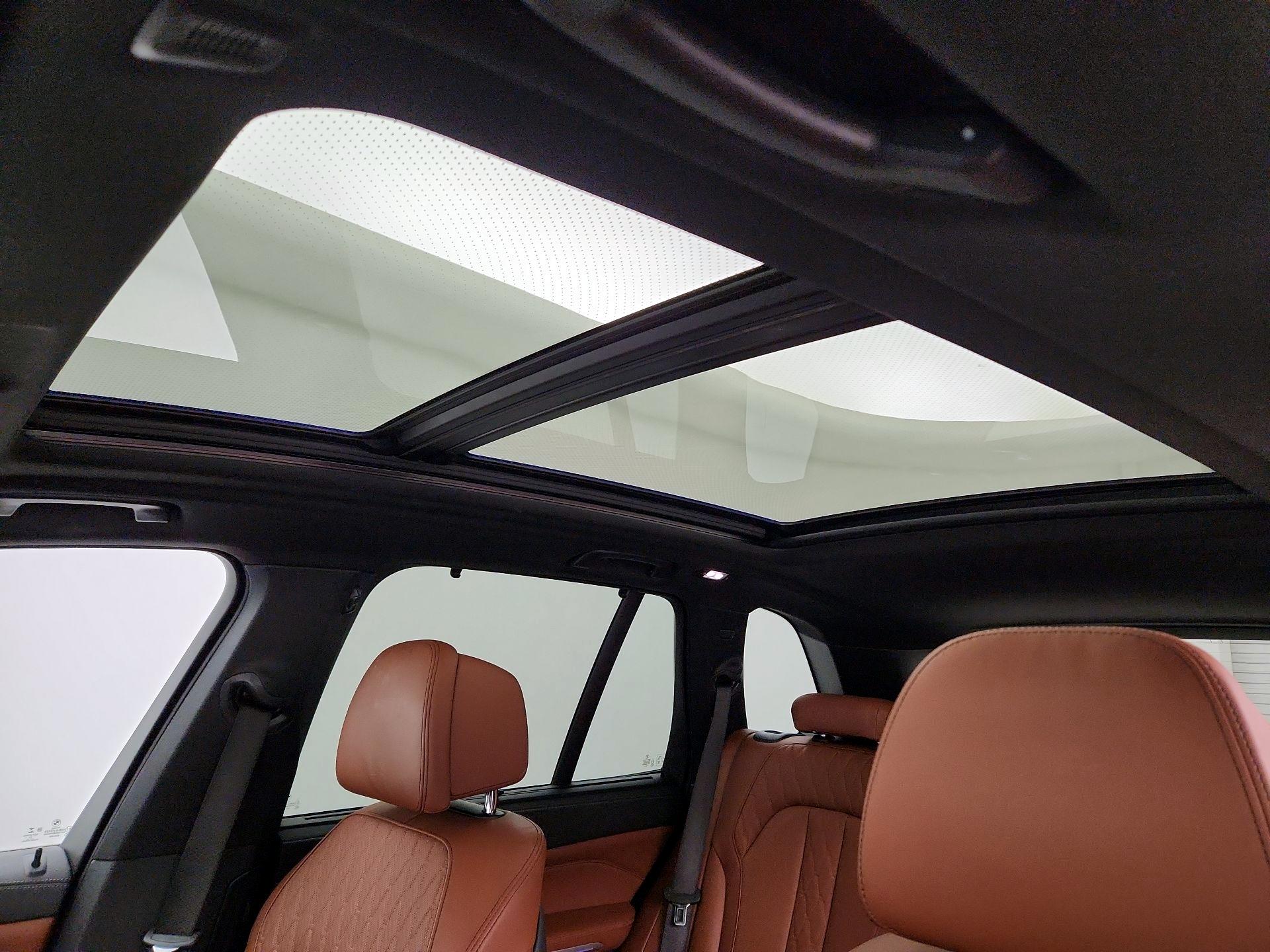 Thumbnail: 2022 BMW X5 - 20