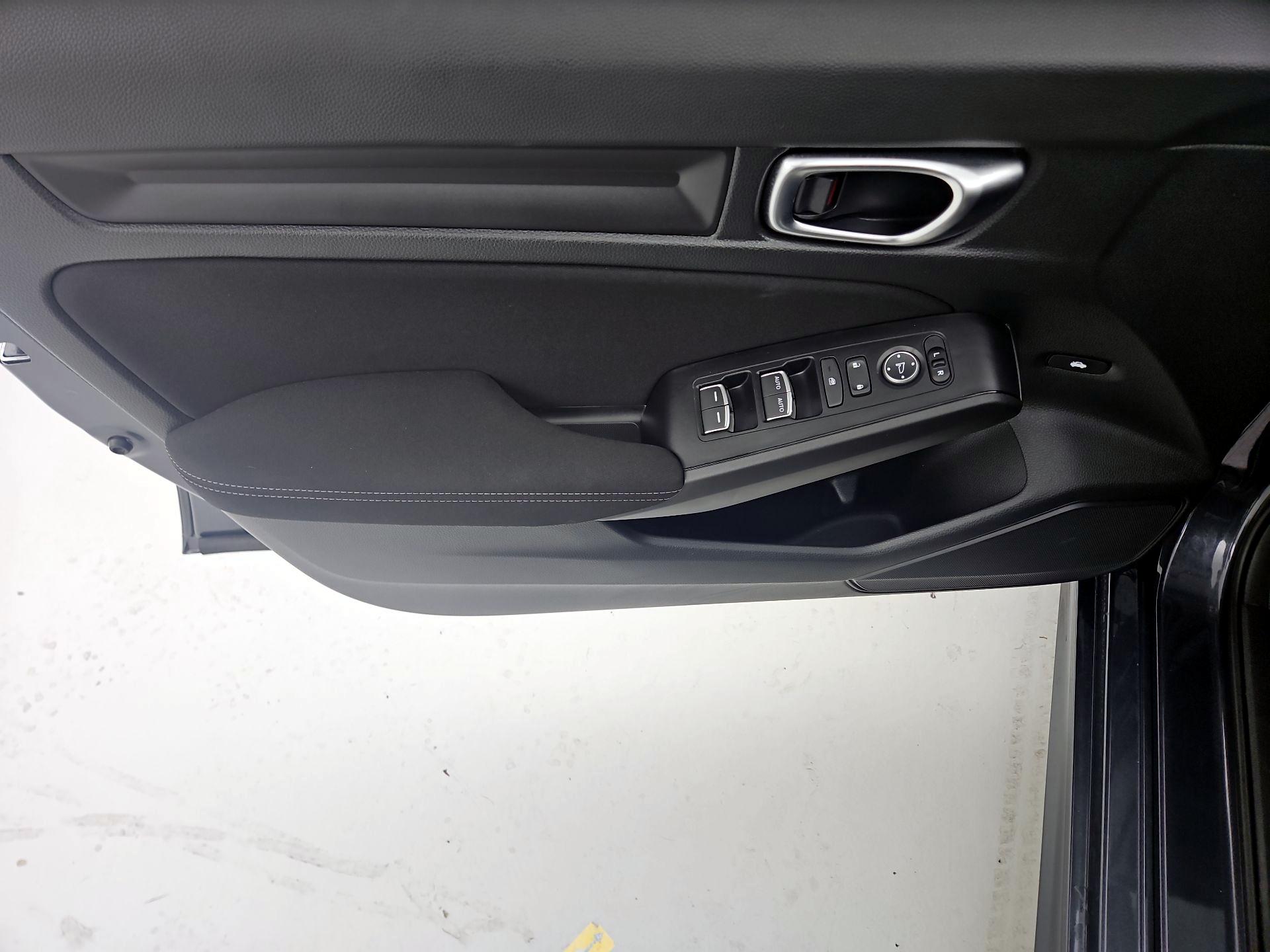 Thumbnail: 2026 Honda Civic - 12