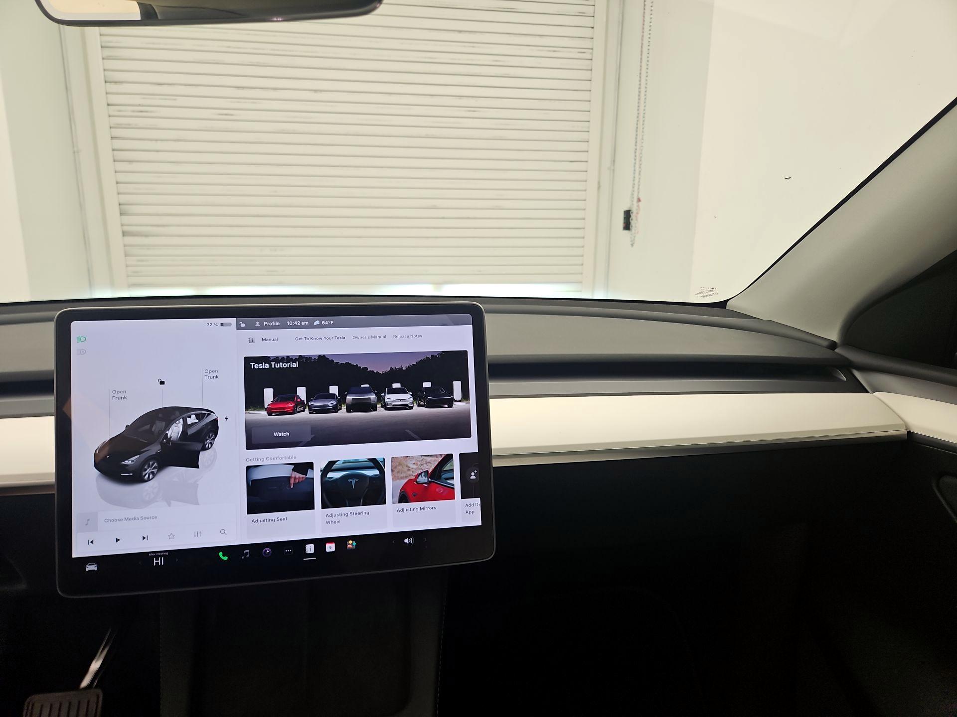 Thumbnail: 2023 Tesla Model Y - 9