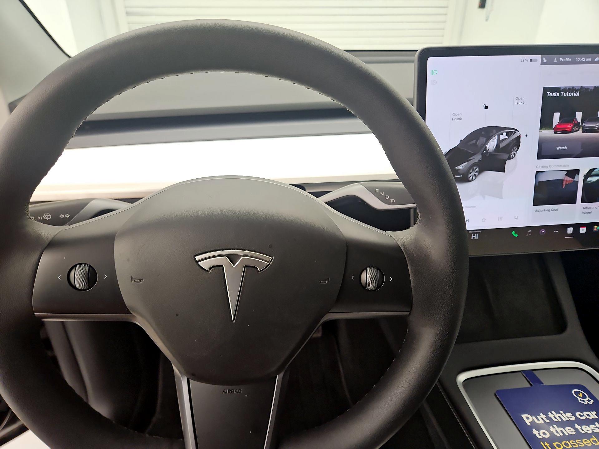 Thumbnail: 2023 Tesla Model Y - 10