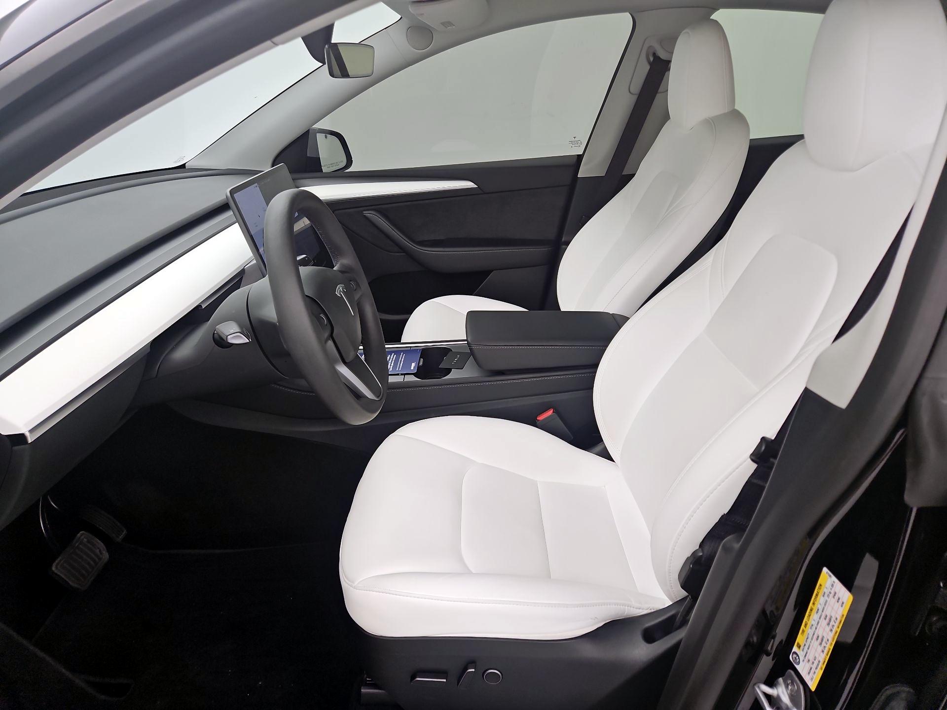 Thumbnail: 2023 Tesla Model Y - 11