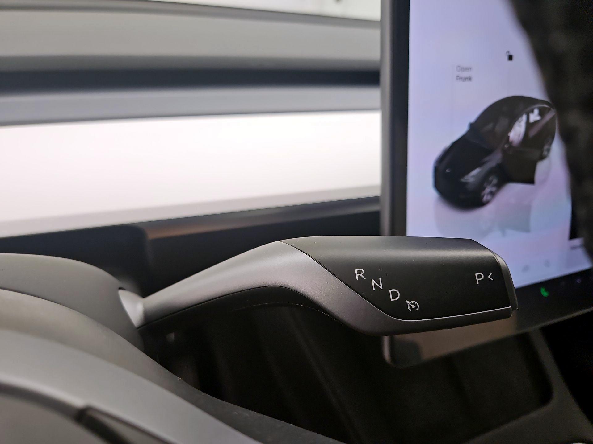 Thumbnail: 2023 Tesla Model Y - 18