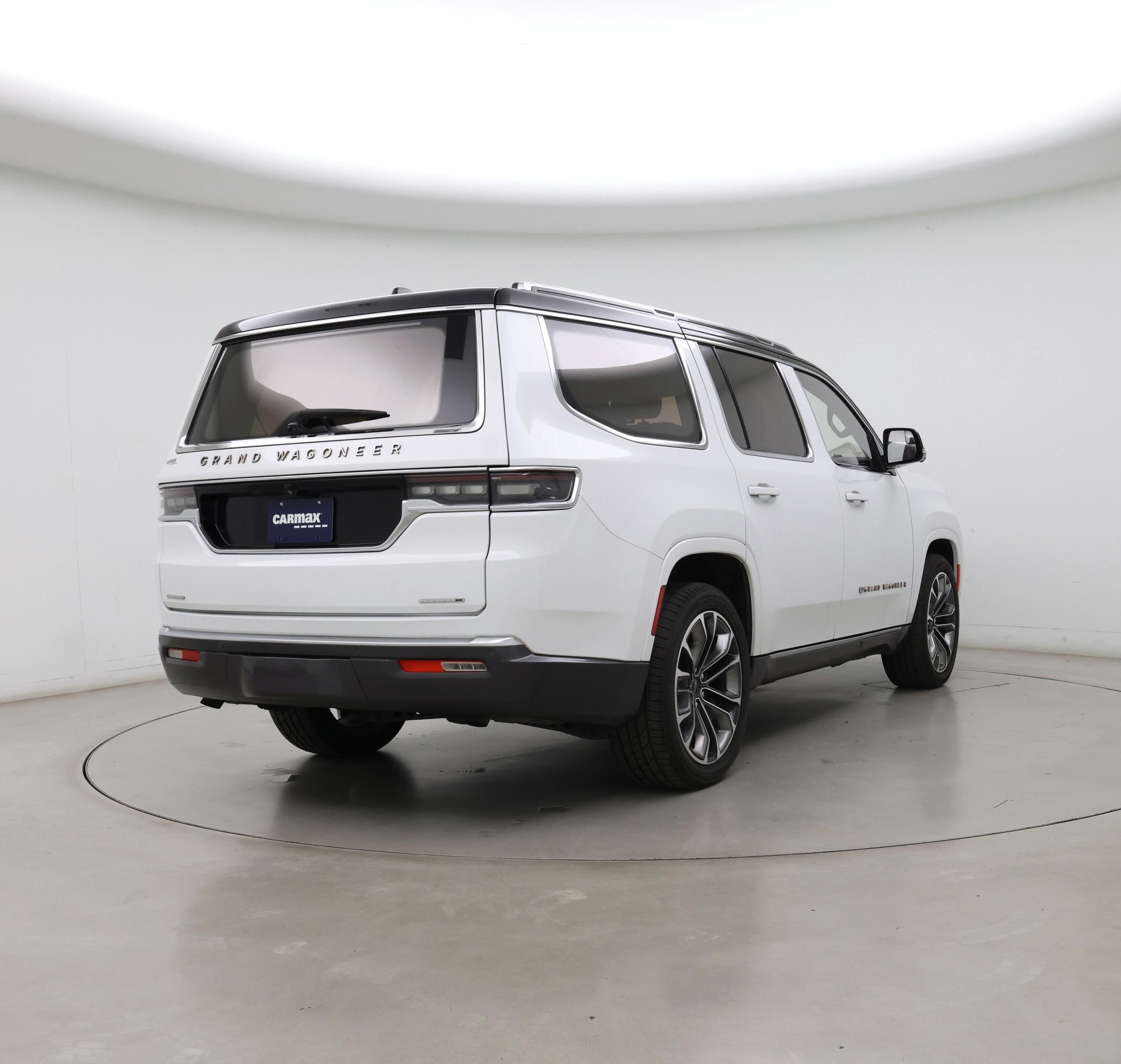 Thumbnail: 2022 Jeep Grand Wagoneer - 8