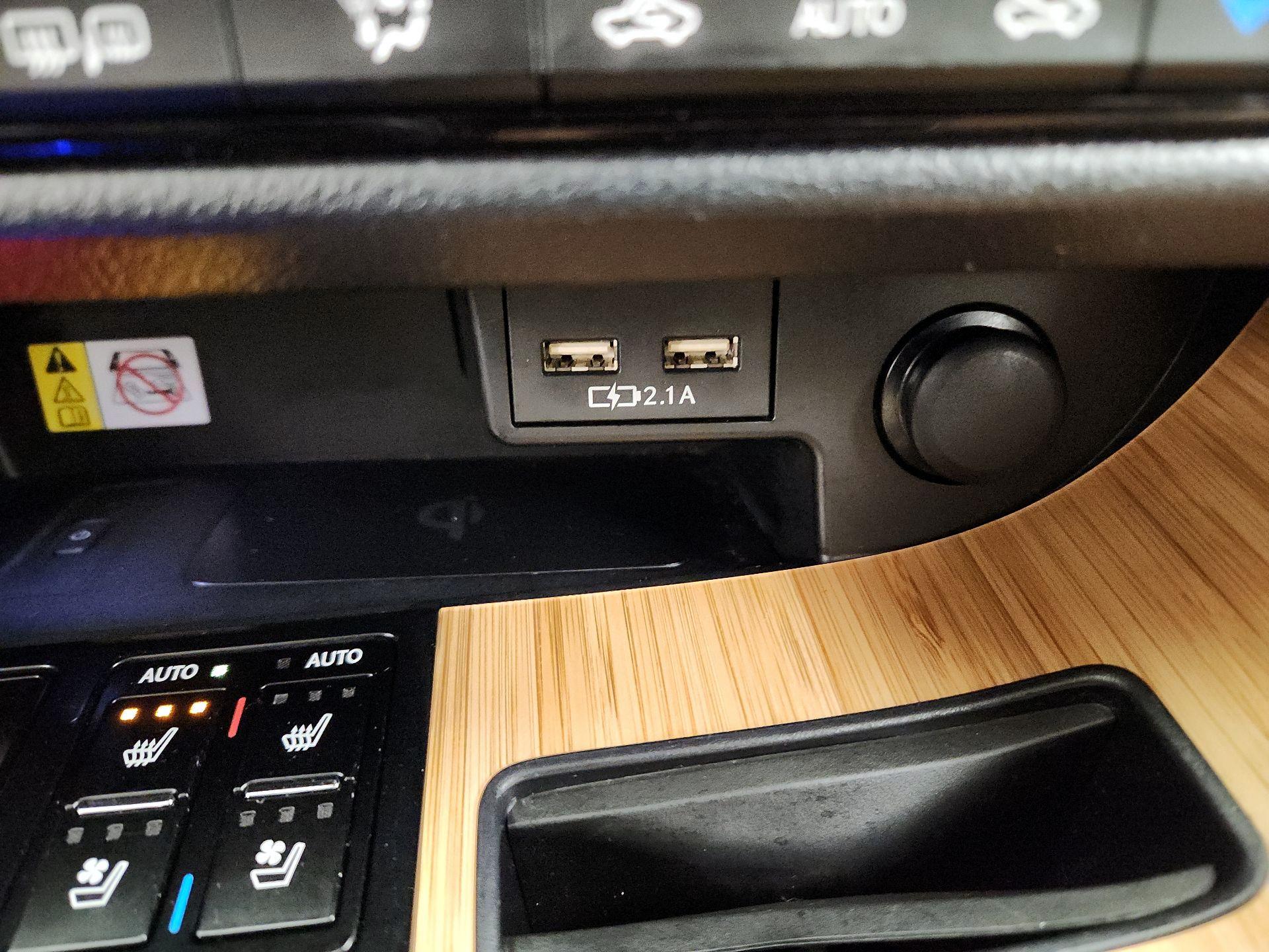 Thumbnail: 2022 Lexus RX - 19