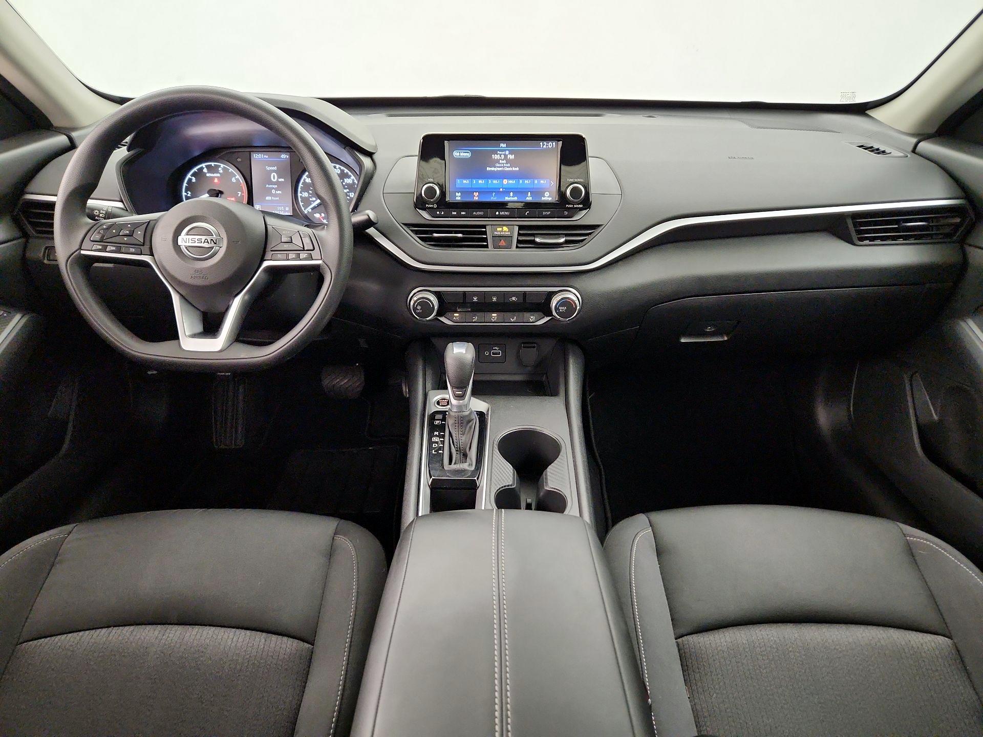 Thumbnail: 2021 Nissan Altima - 9