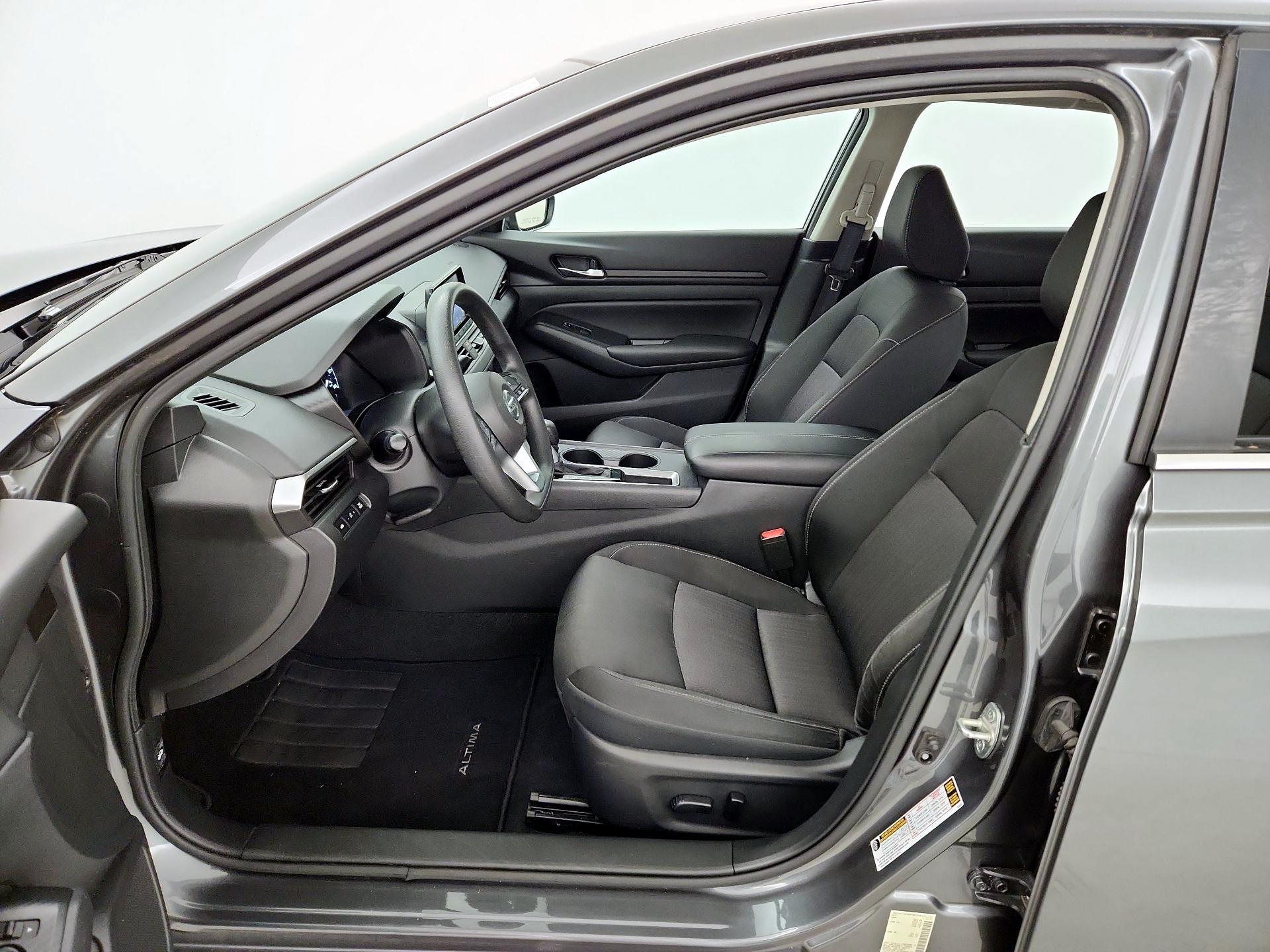 Thumbnail: 2021 Nissan Altima - 11