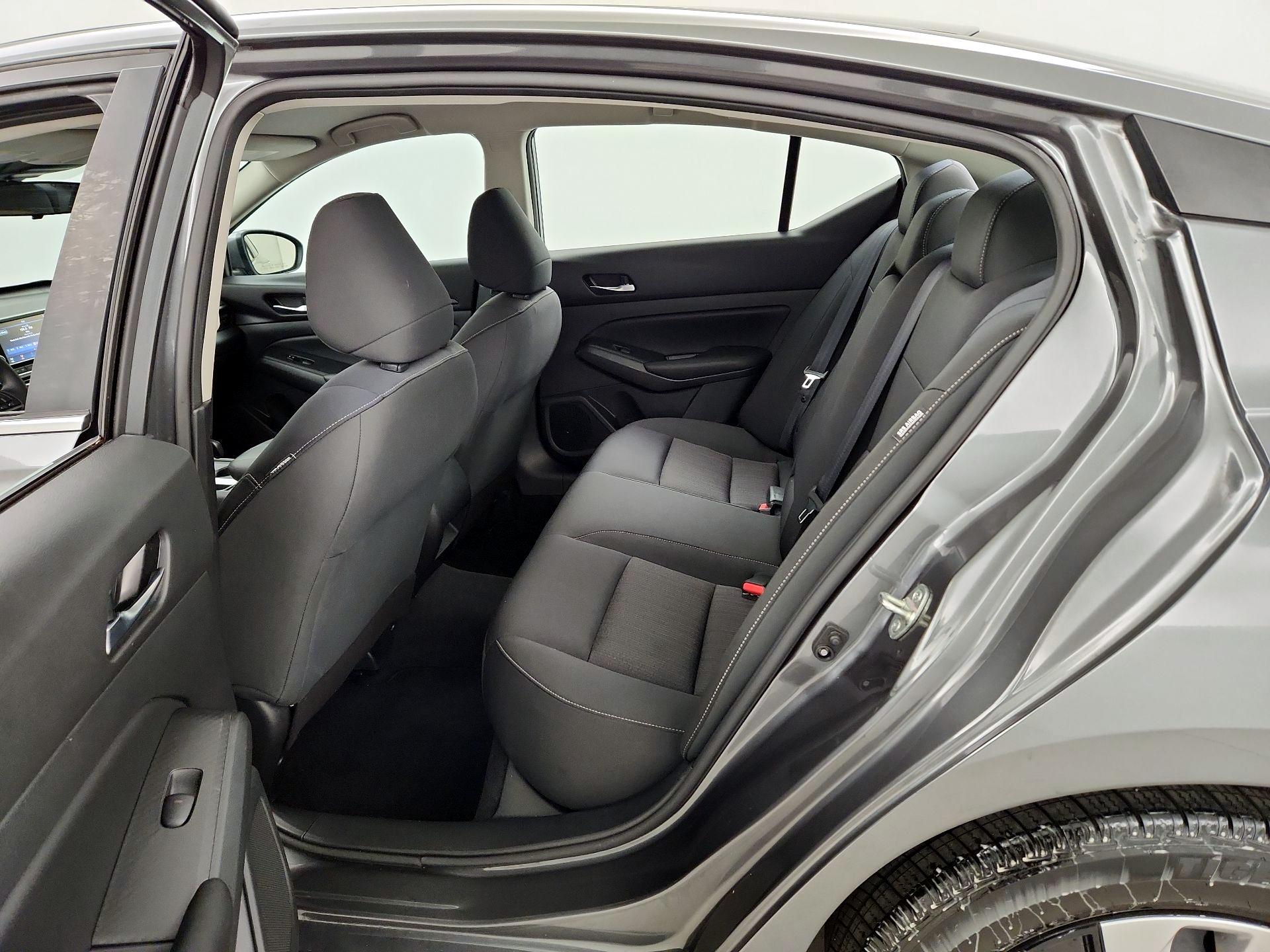 Thumbnail: 2021 Nissan Altima - 19