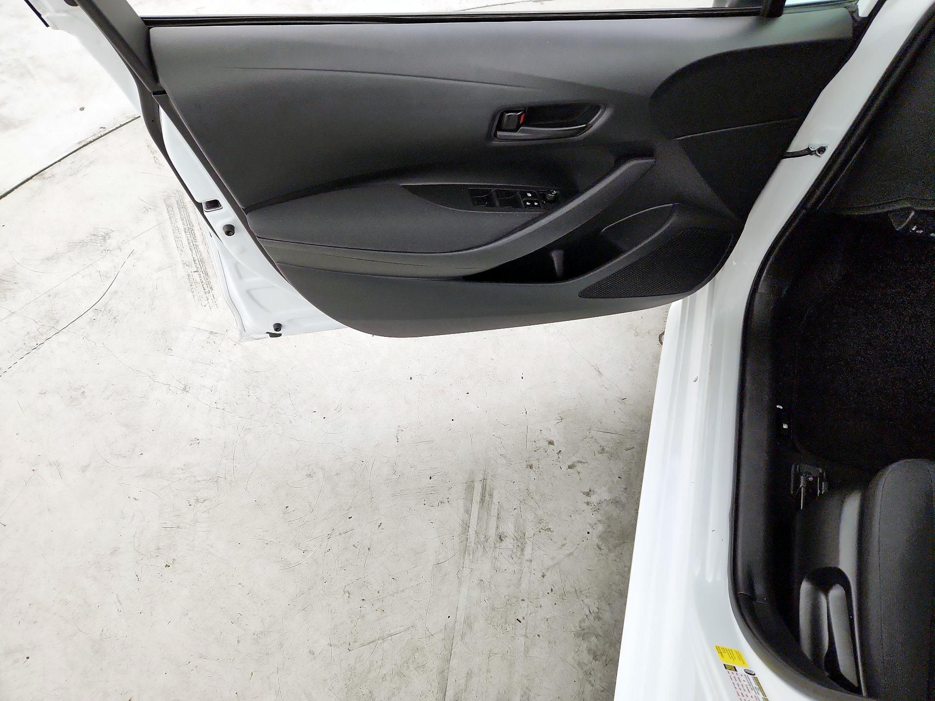 Thumbnail: 2024 Toyota Corolla - 12