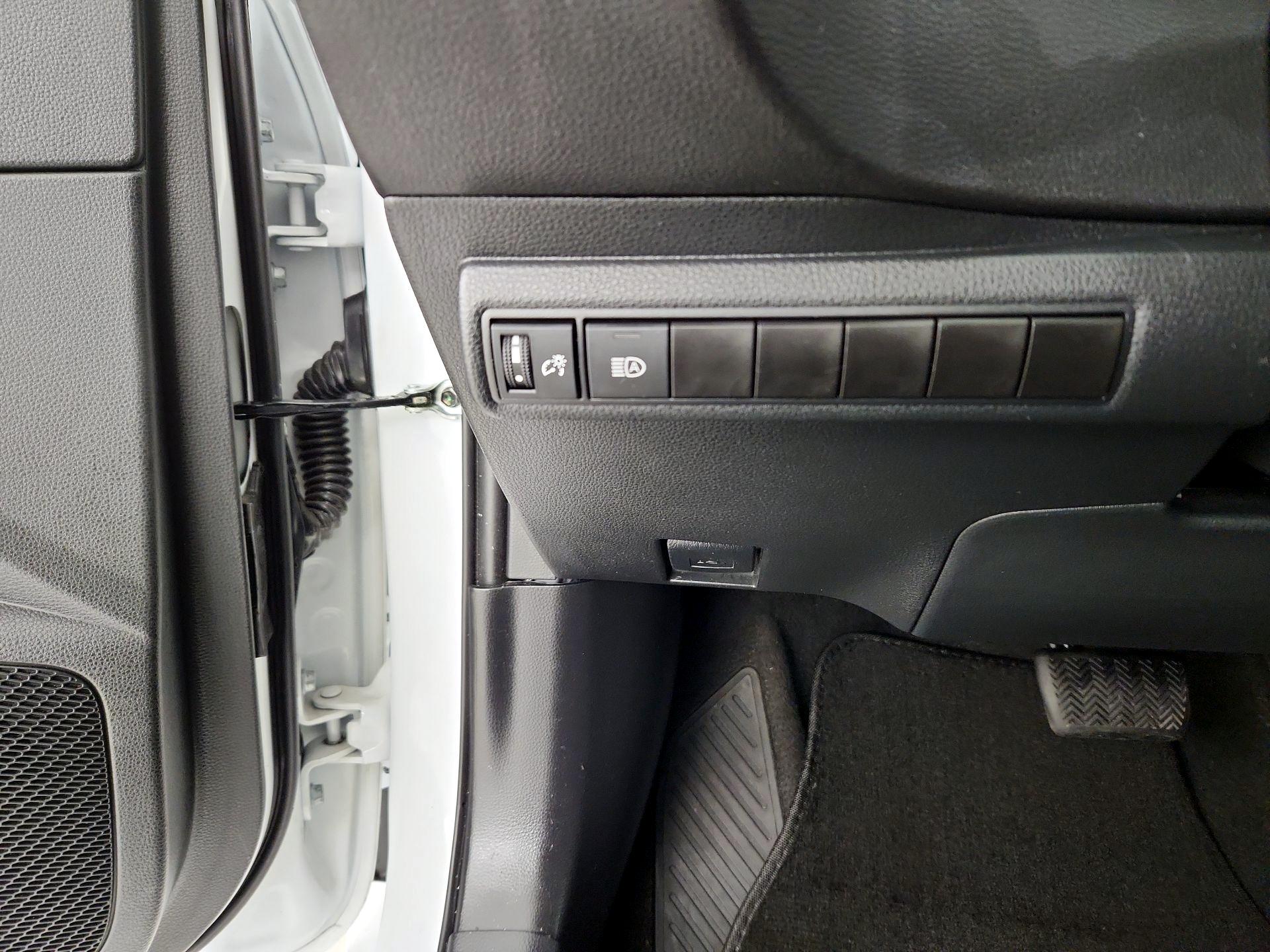 Thumbnail: 2024 Toyota Corolla - 13