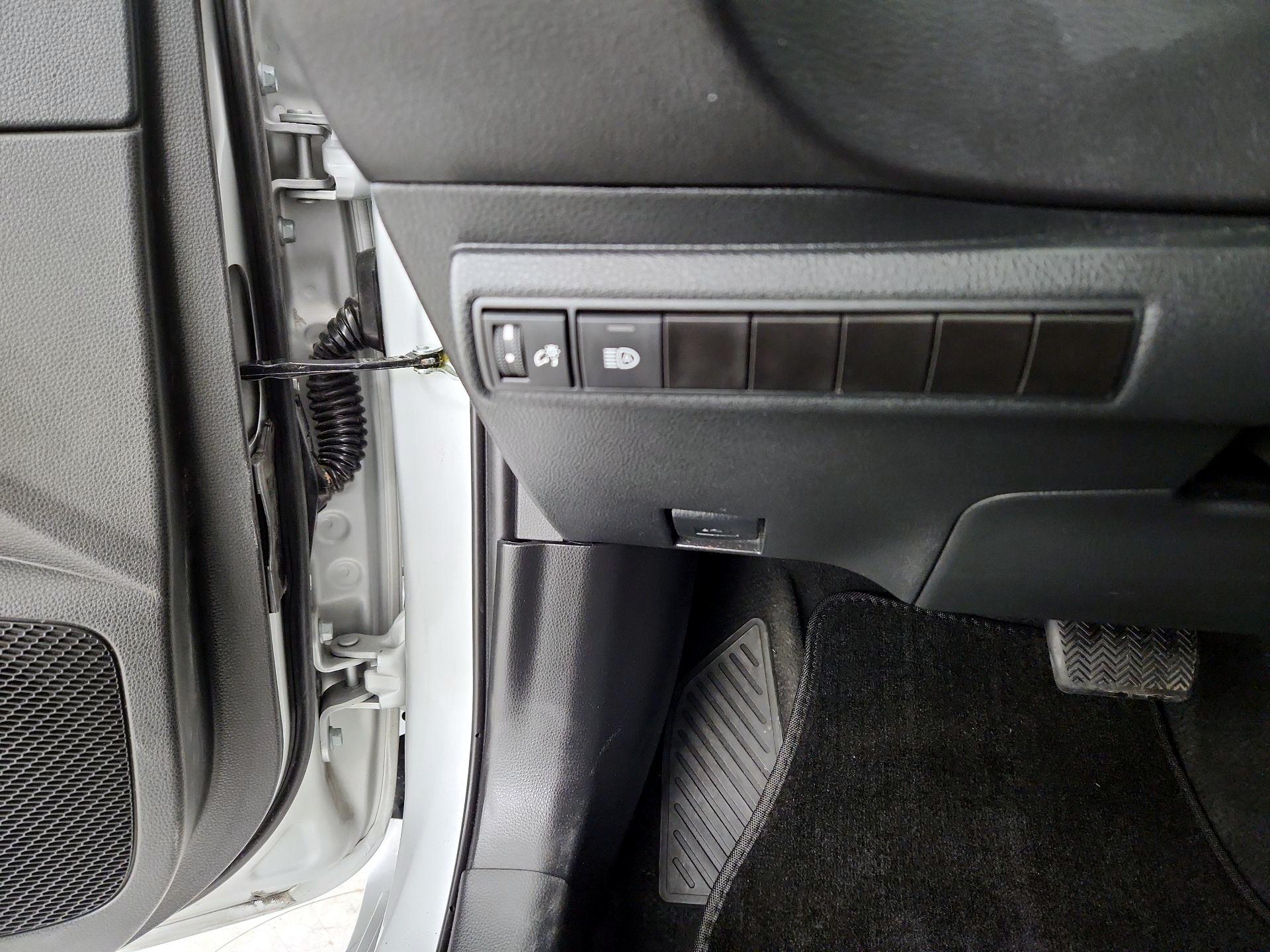 Thumbnail: 2024 Toyota Corolla - 13