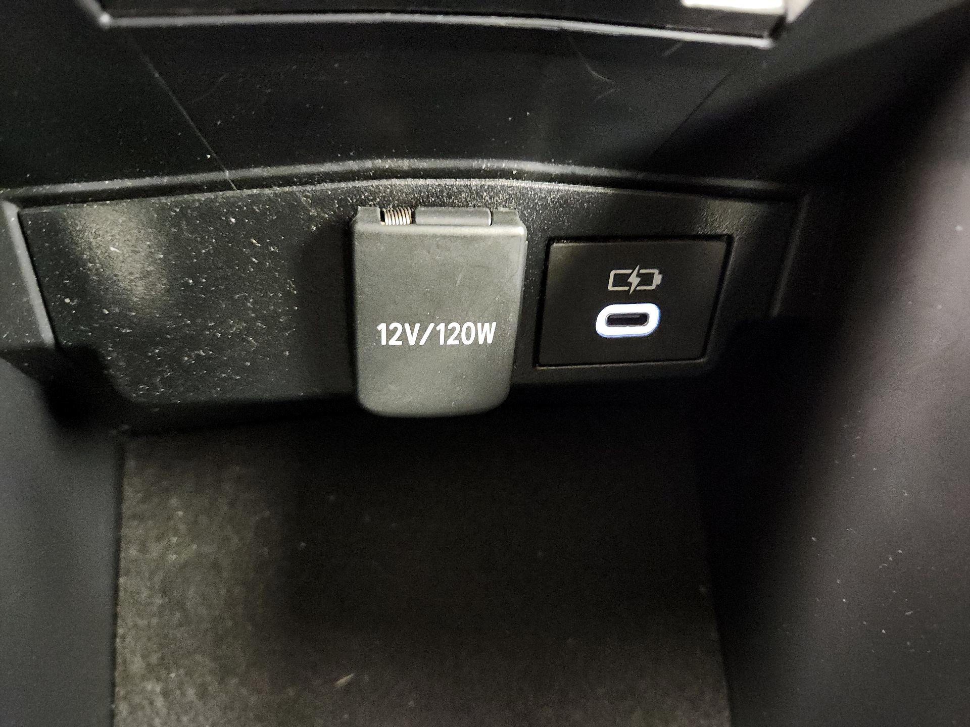 Thumbnail: 2024 Toyota Corolla - 18