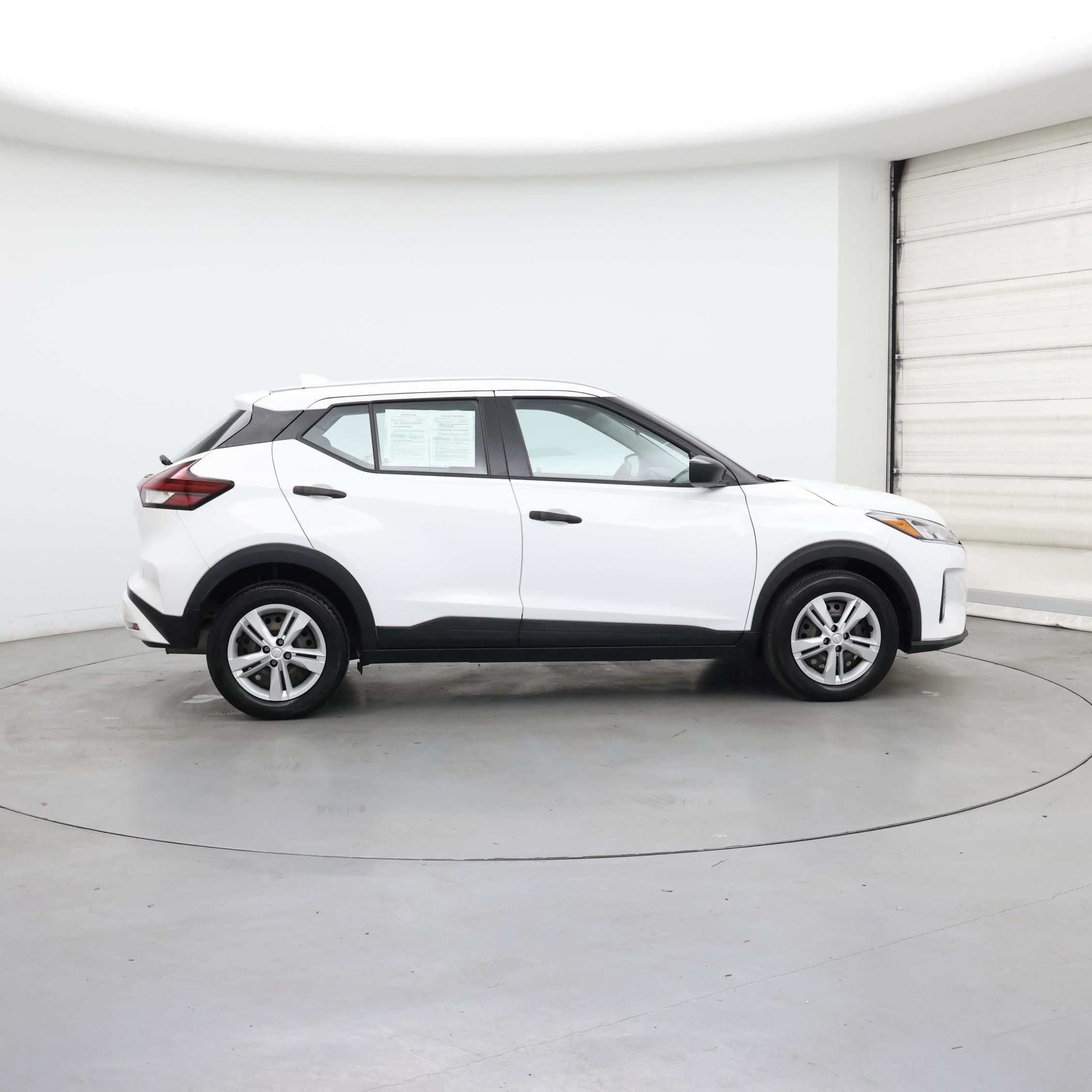 Thumbnail: 2023 Nissan Kicks - 7