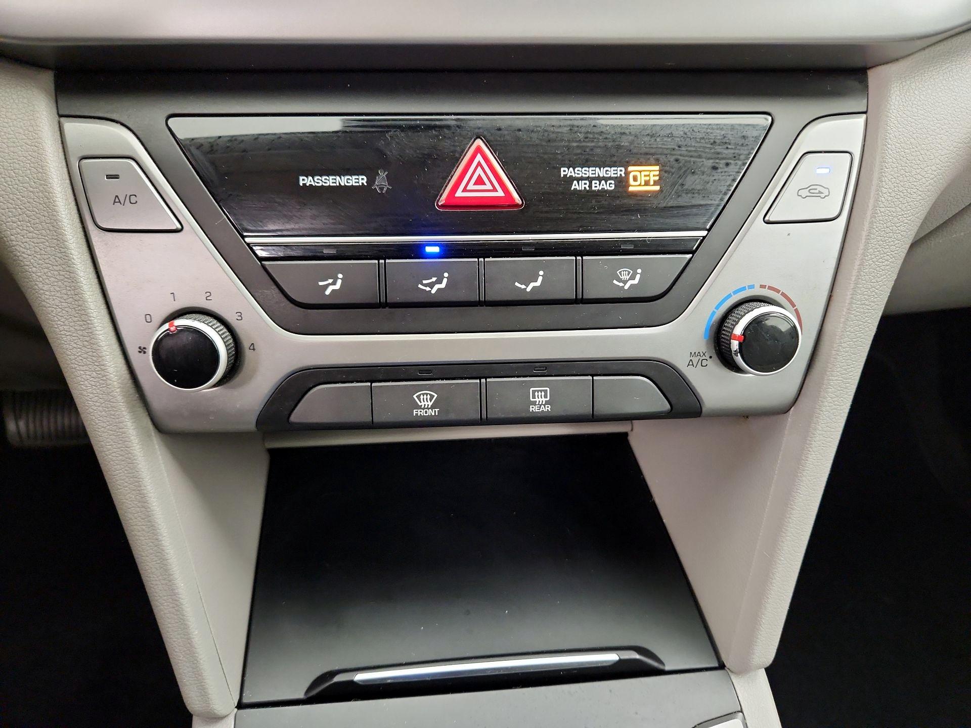 Thumbnail: 2017 Hyundai Elantra - 15