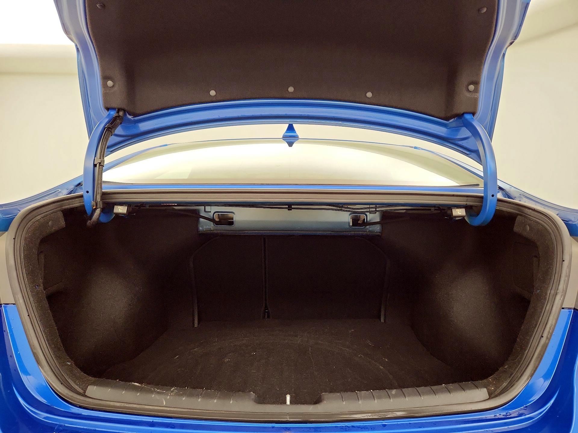 Thumbnail: 2017 Hyundai Elantra - 19