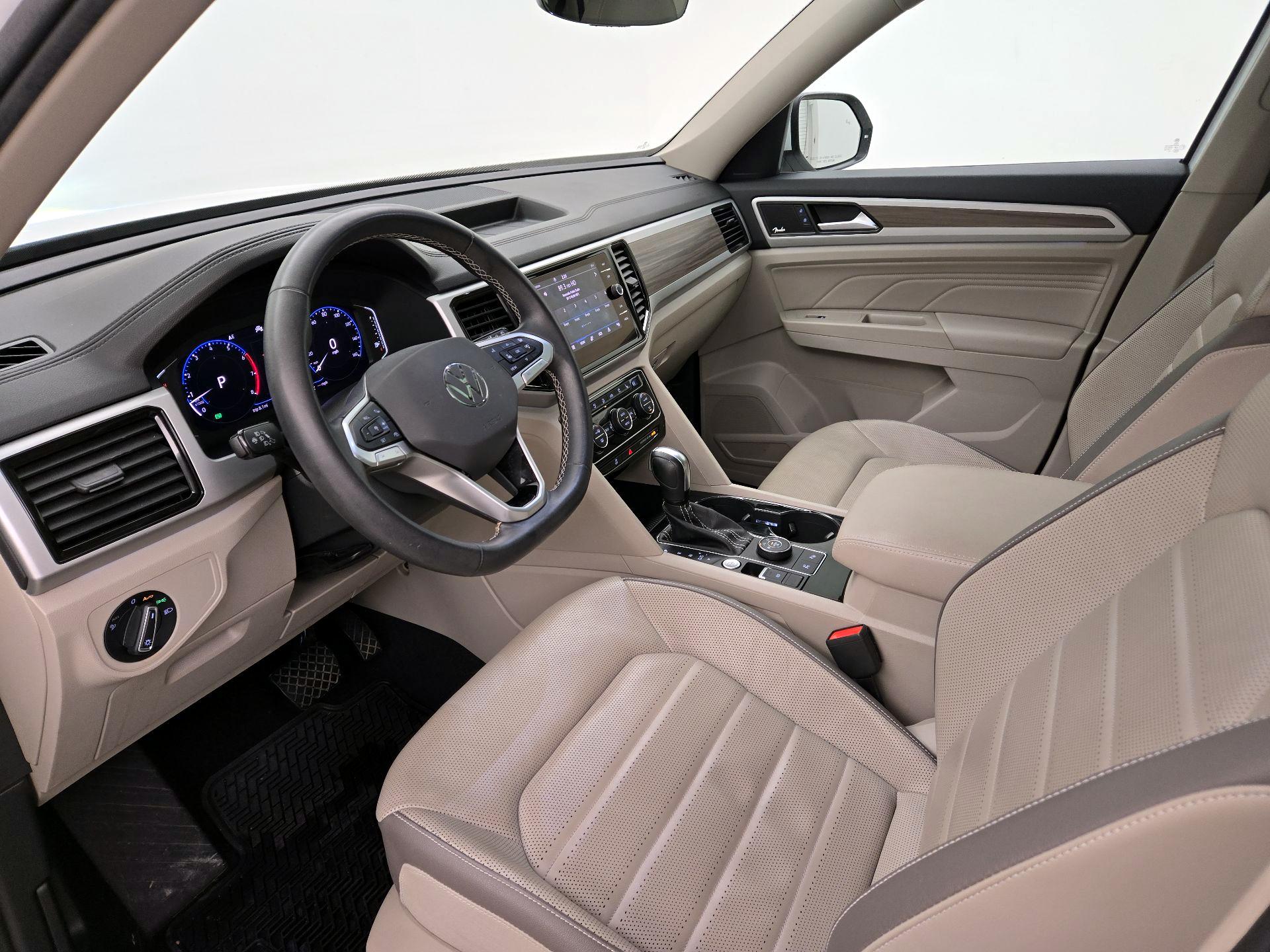 Thumbnail: 2021 Volkswagen Atlas - 11