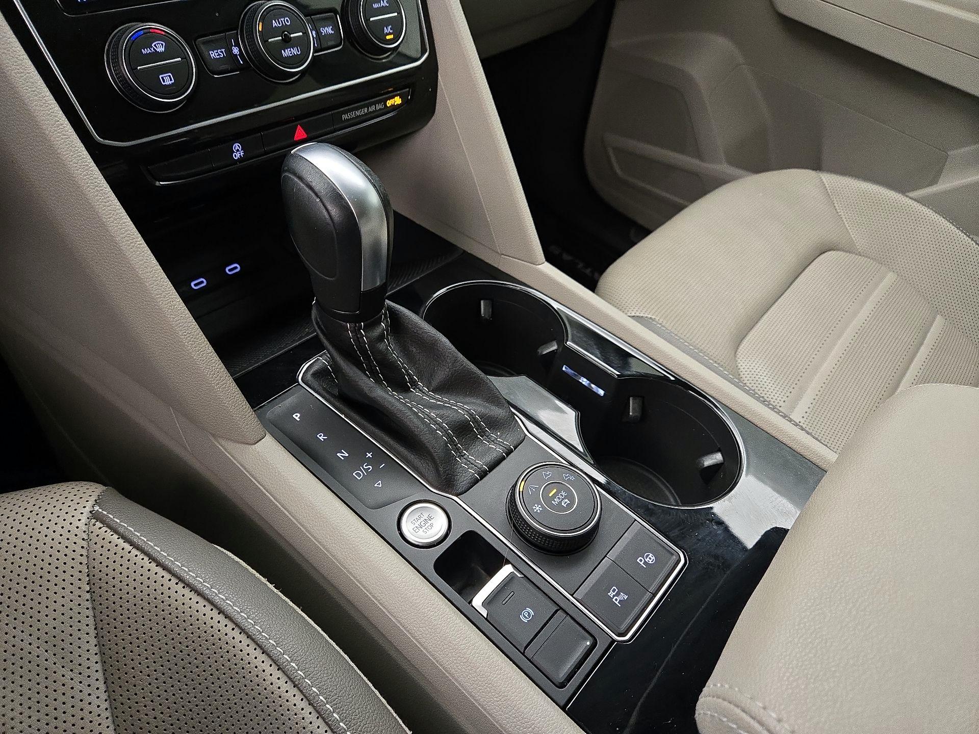 Thumbnail: 2021 Volkswagen Atlas - 18