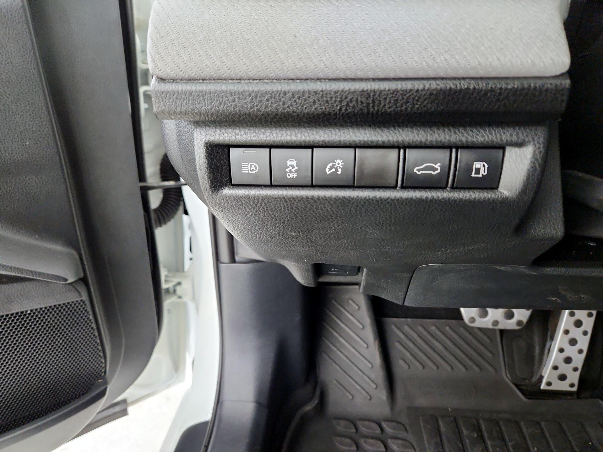 Thumbnail: 2025 Toyota Camry - 13