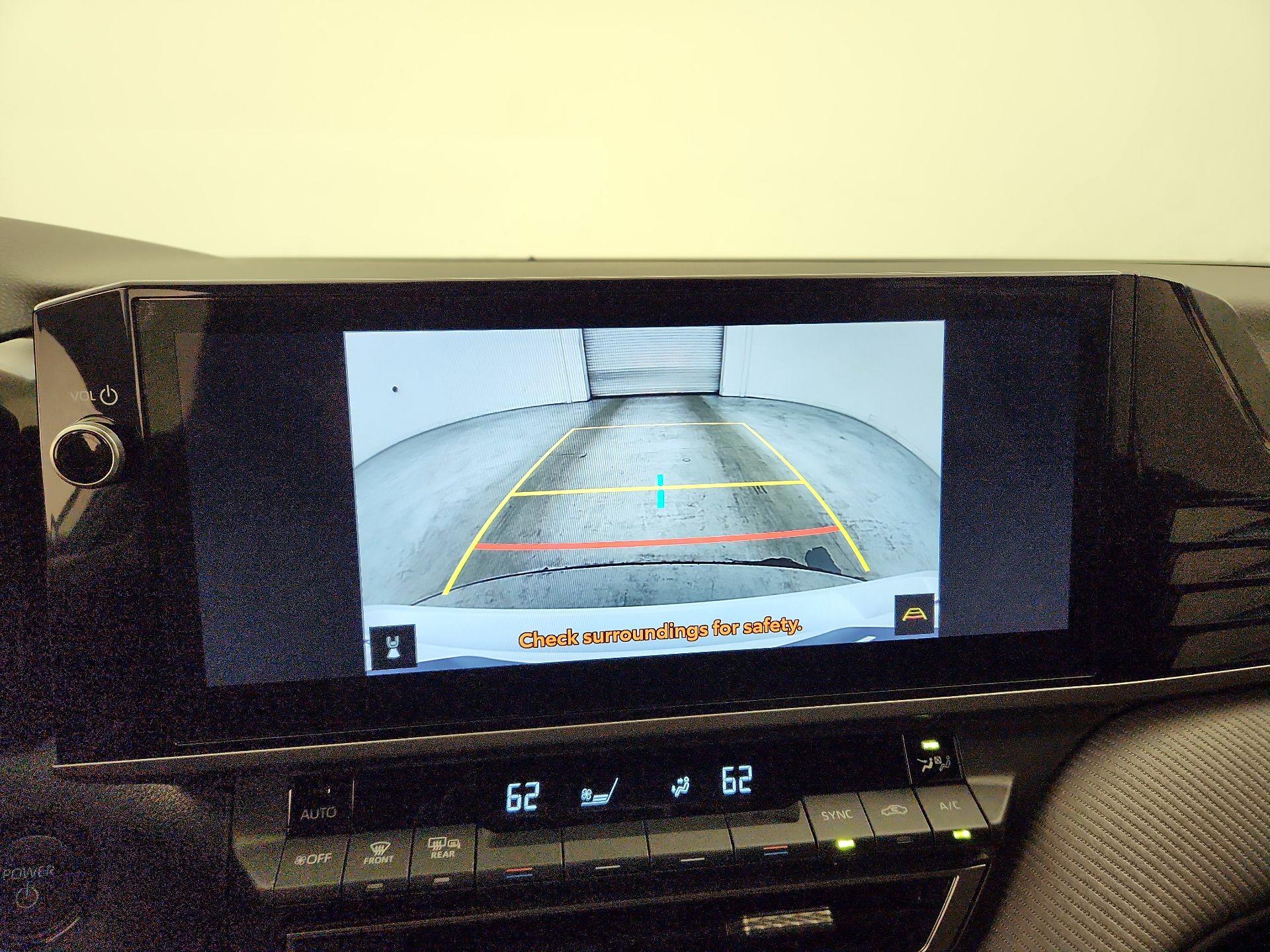 Thumbnail: 2025 Toyota Camry - 14