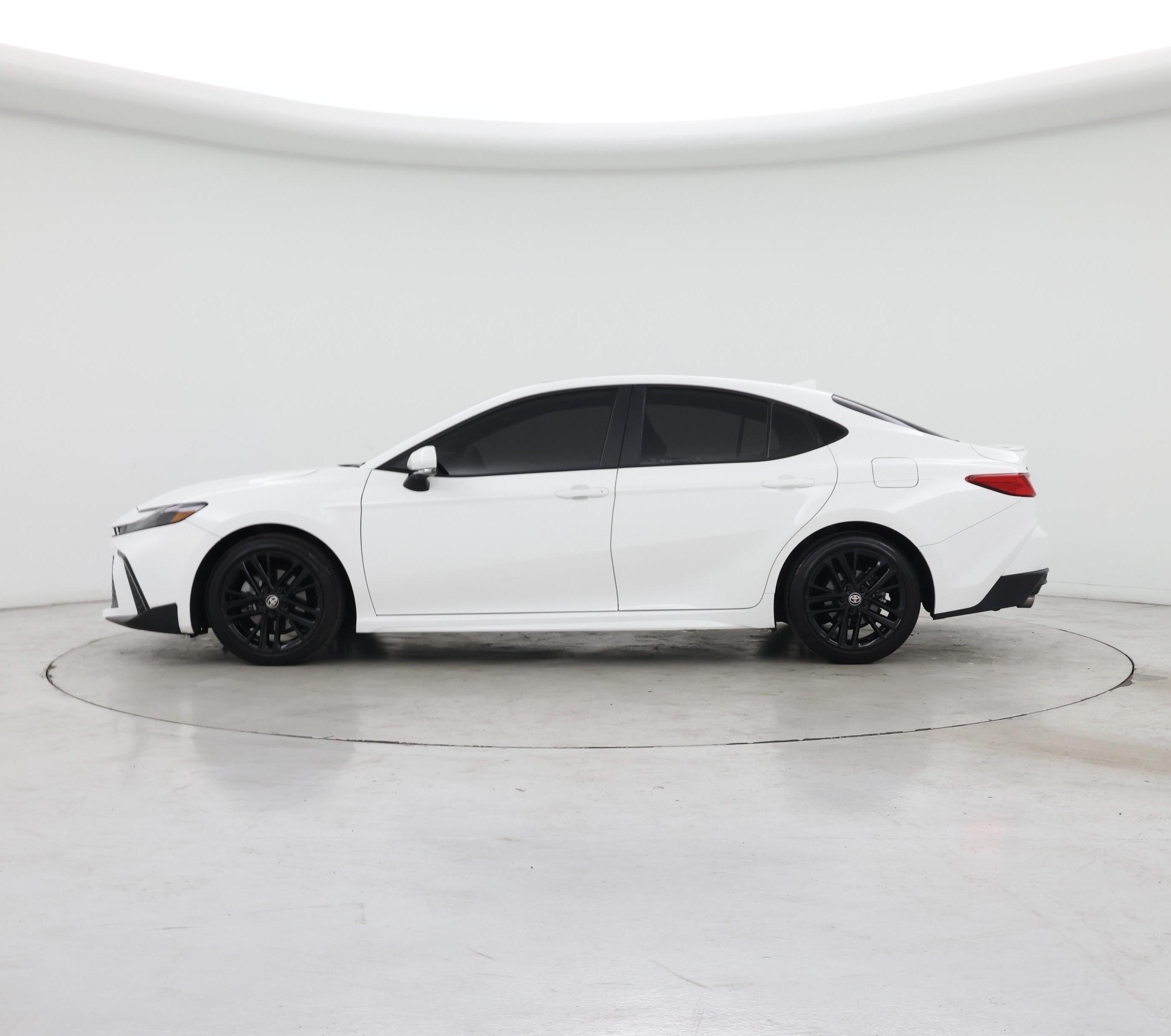 Thumbnail: 2025 Toyota Camry - 3