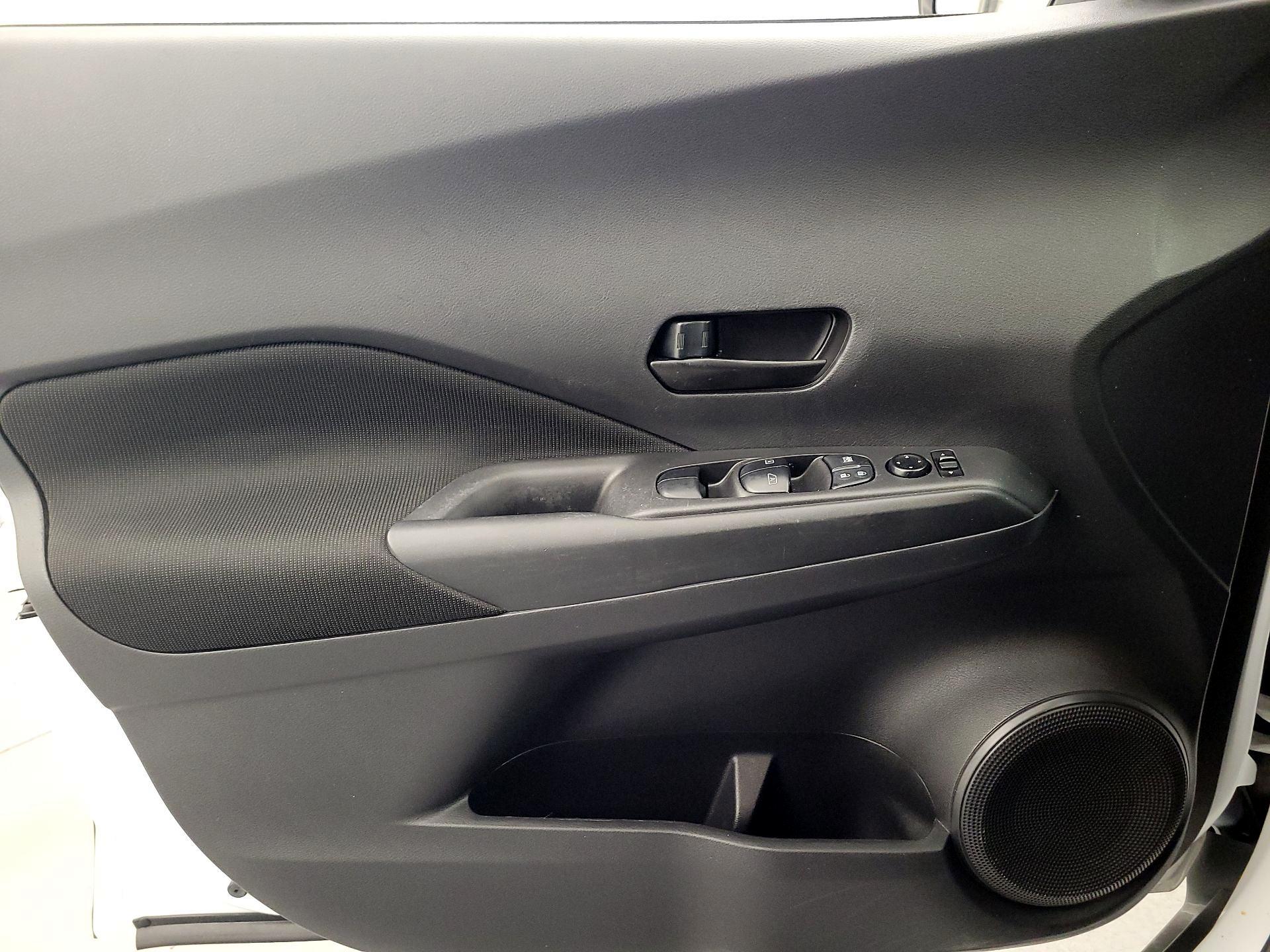 Thumbnail: 2022 Nissan Kicks - 12