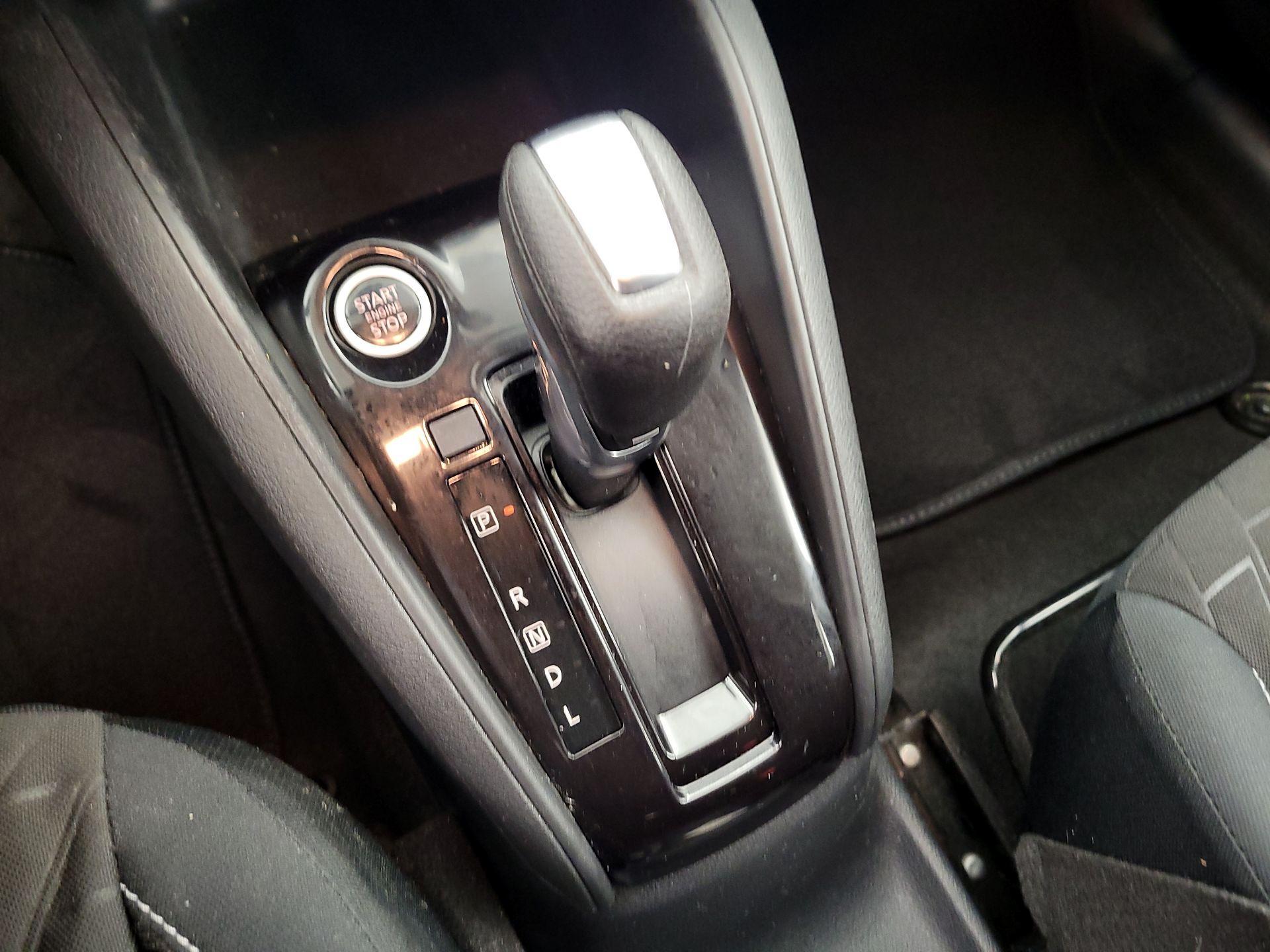 Thumbnail: 2022 Nissan Kicks - 17