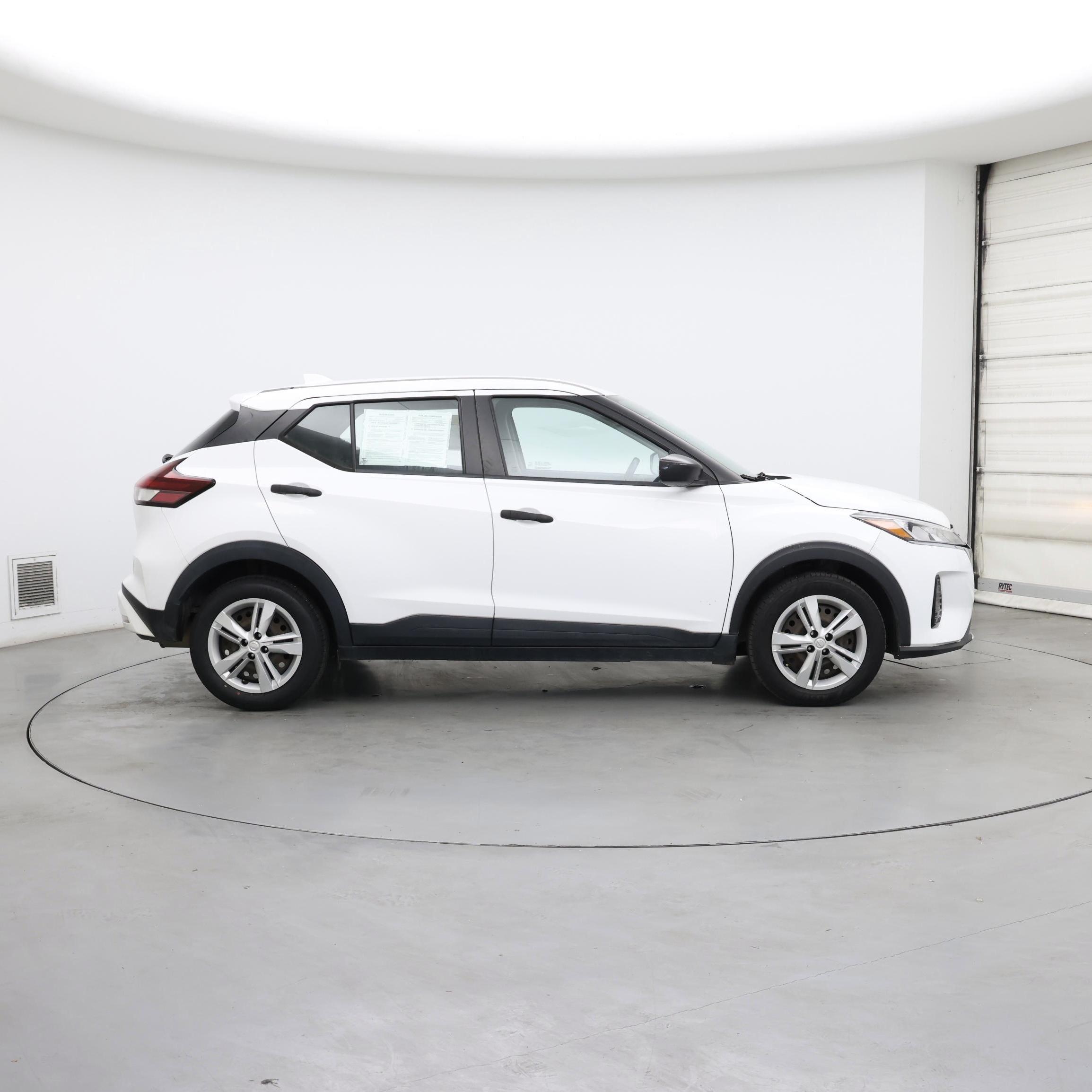 Thumbnail: 2022 Nissan Kicks - 7