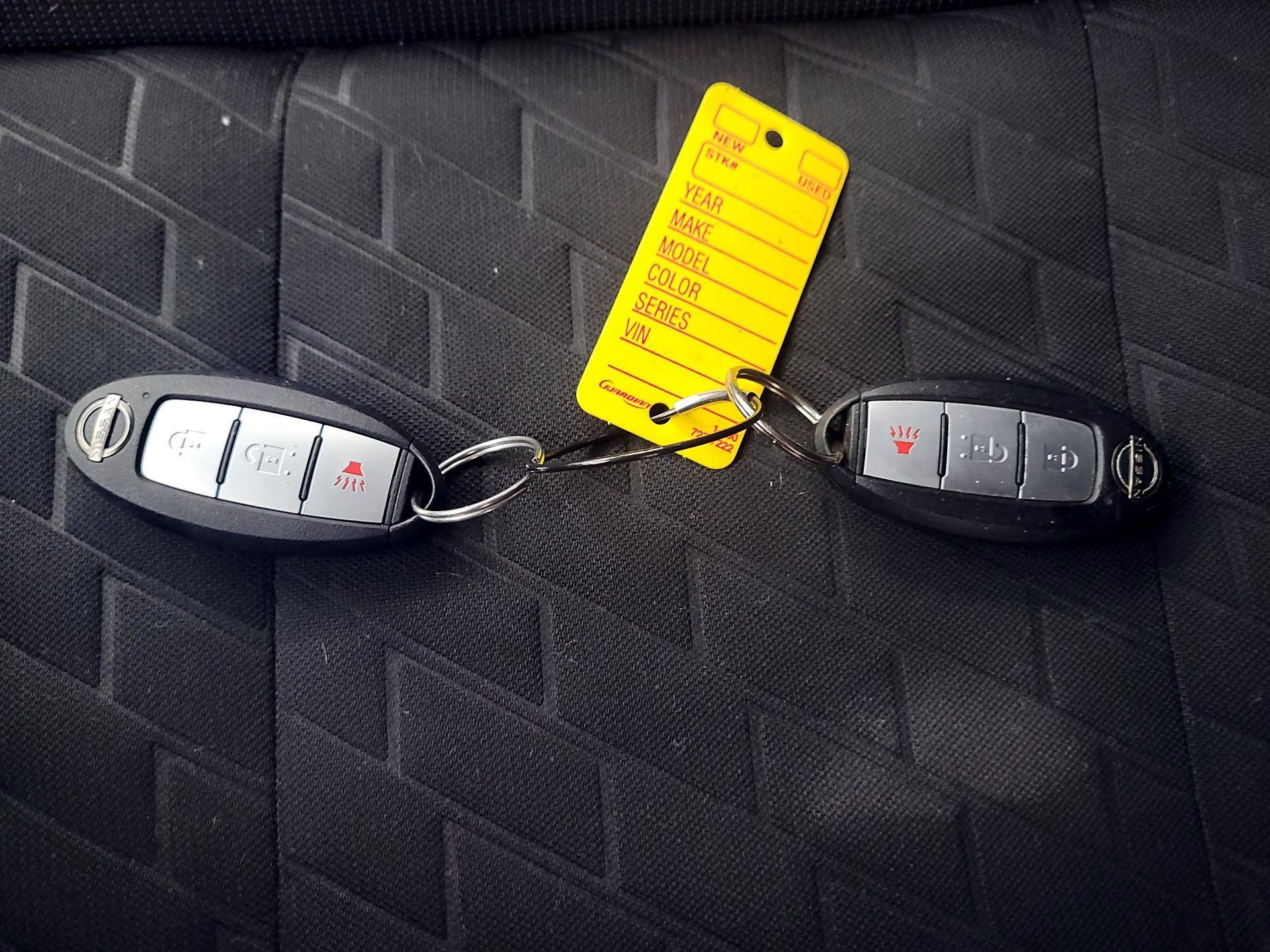 Thumbnail: 2022 Nissan Kicks - 18