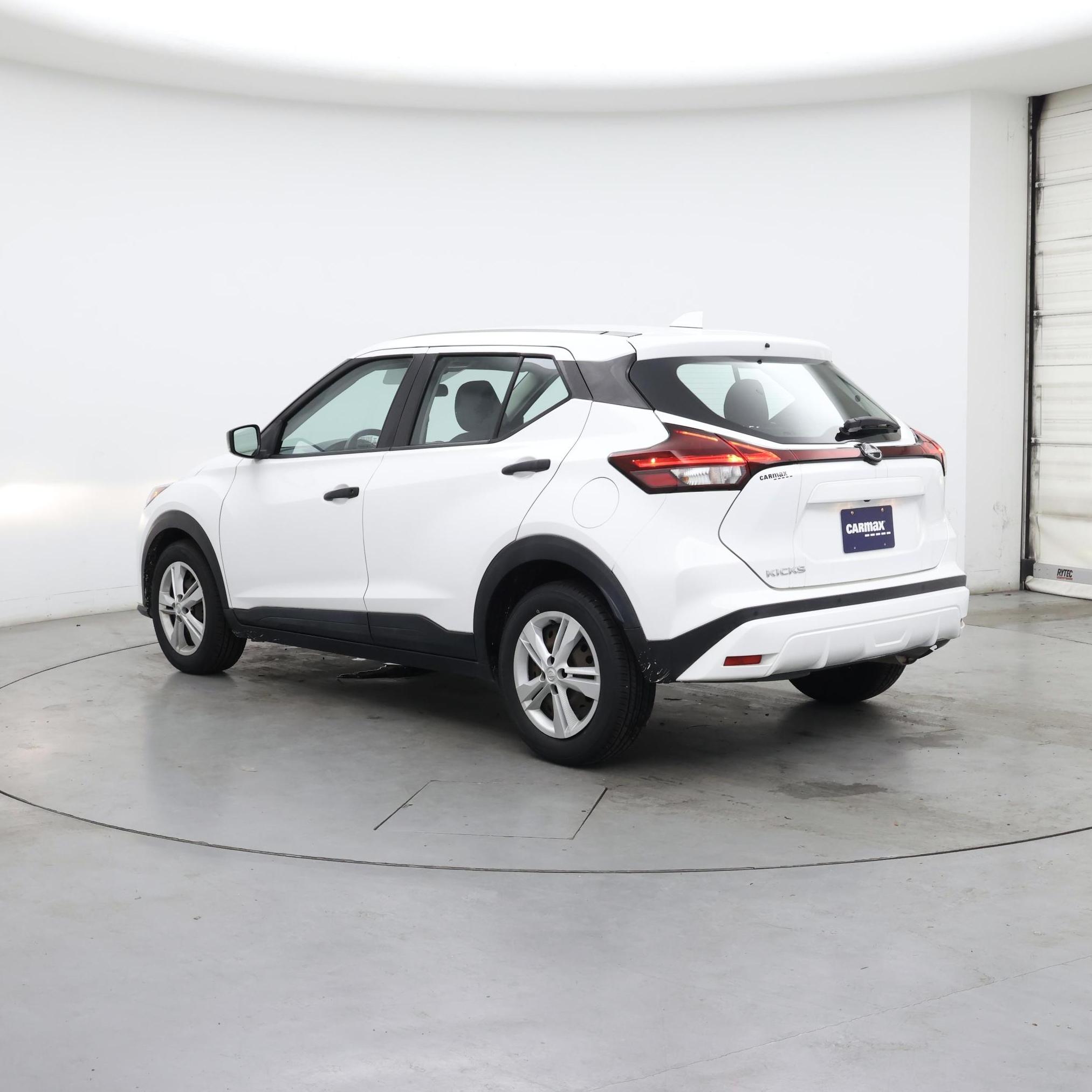 Thumbnail: 2022 Nissan Kicks - 2