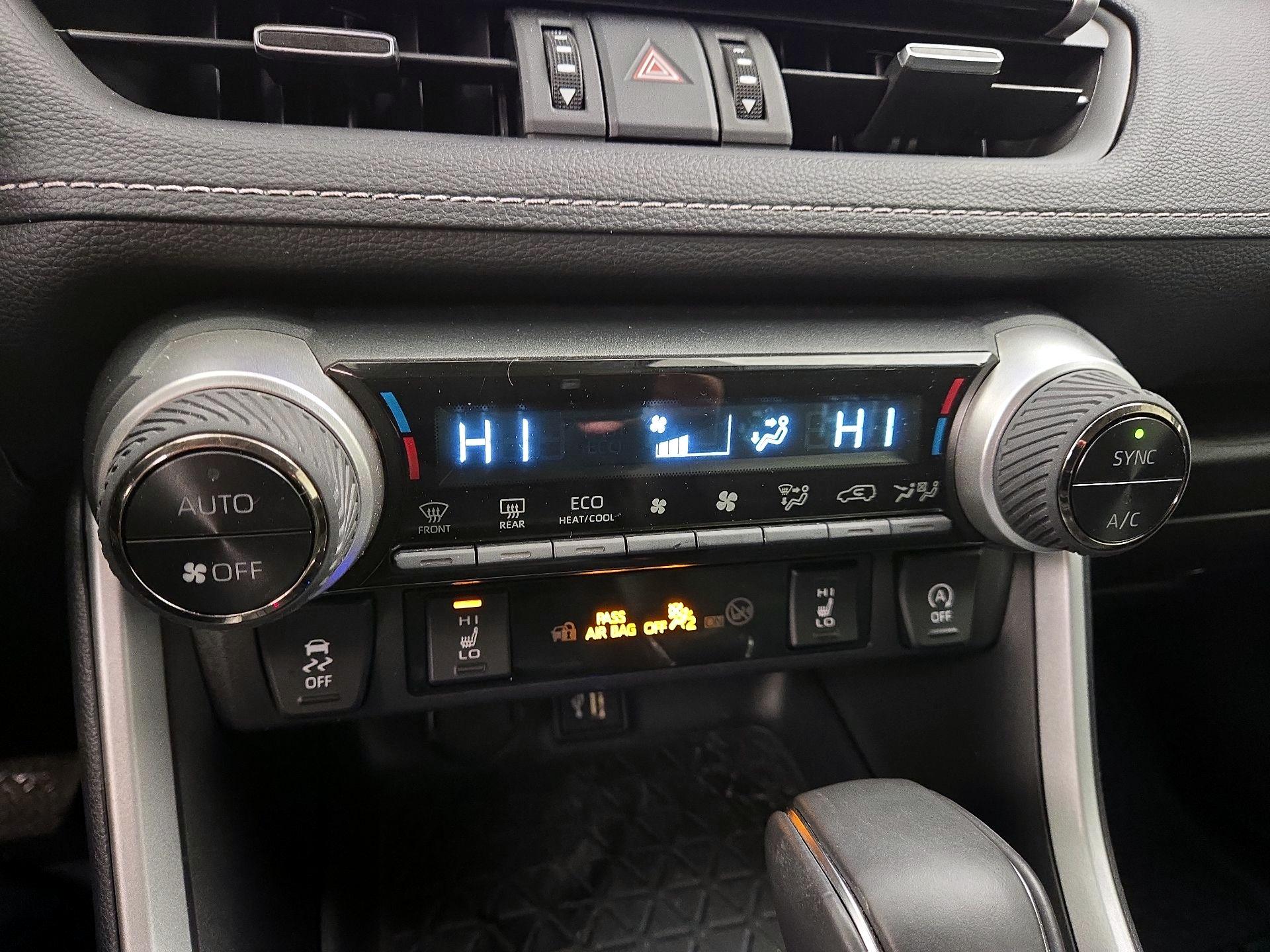 Thumbnail: 2024 Toyota RAV4 - 16