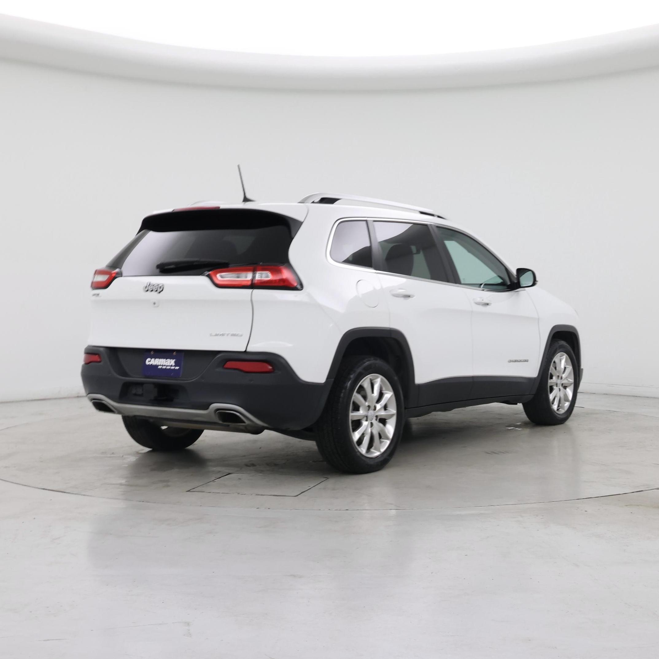 Thumbnail: 2016 Jeep Cherokee - 8
