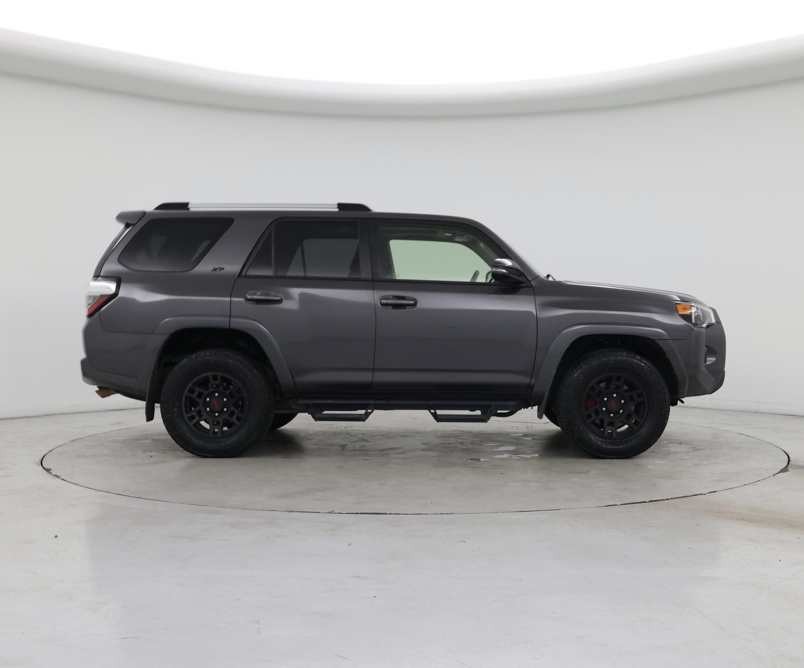 Thumbnail: 2019 Toyota 4Runner - 7