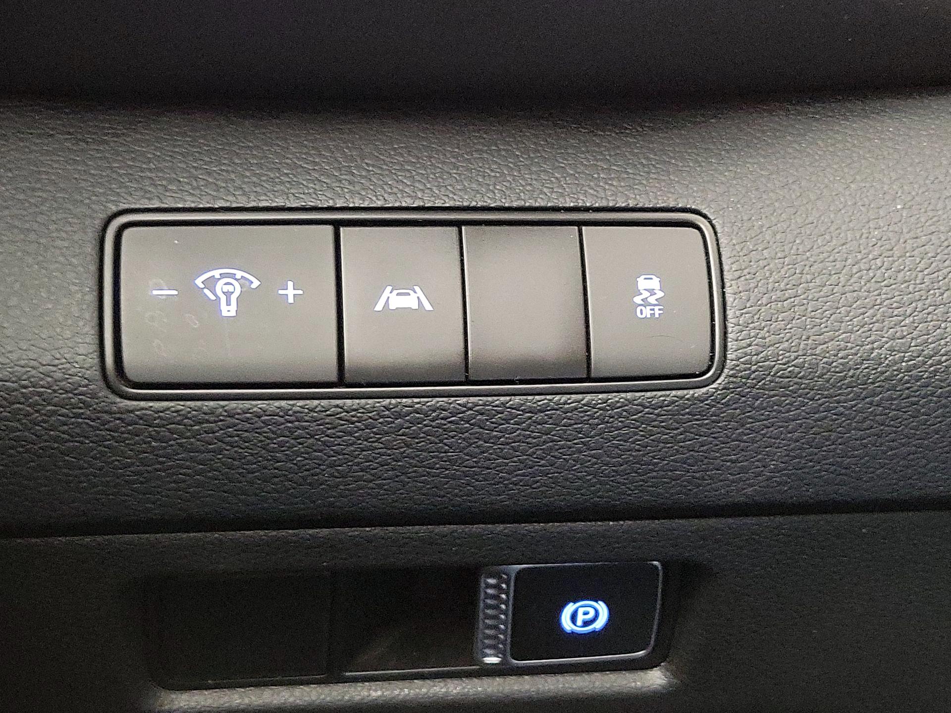 Thumbnail: 2022 Hyundai Santa Fe - 13